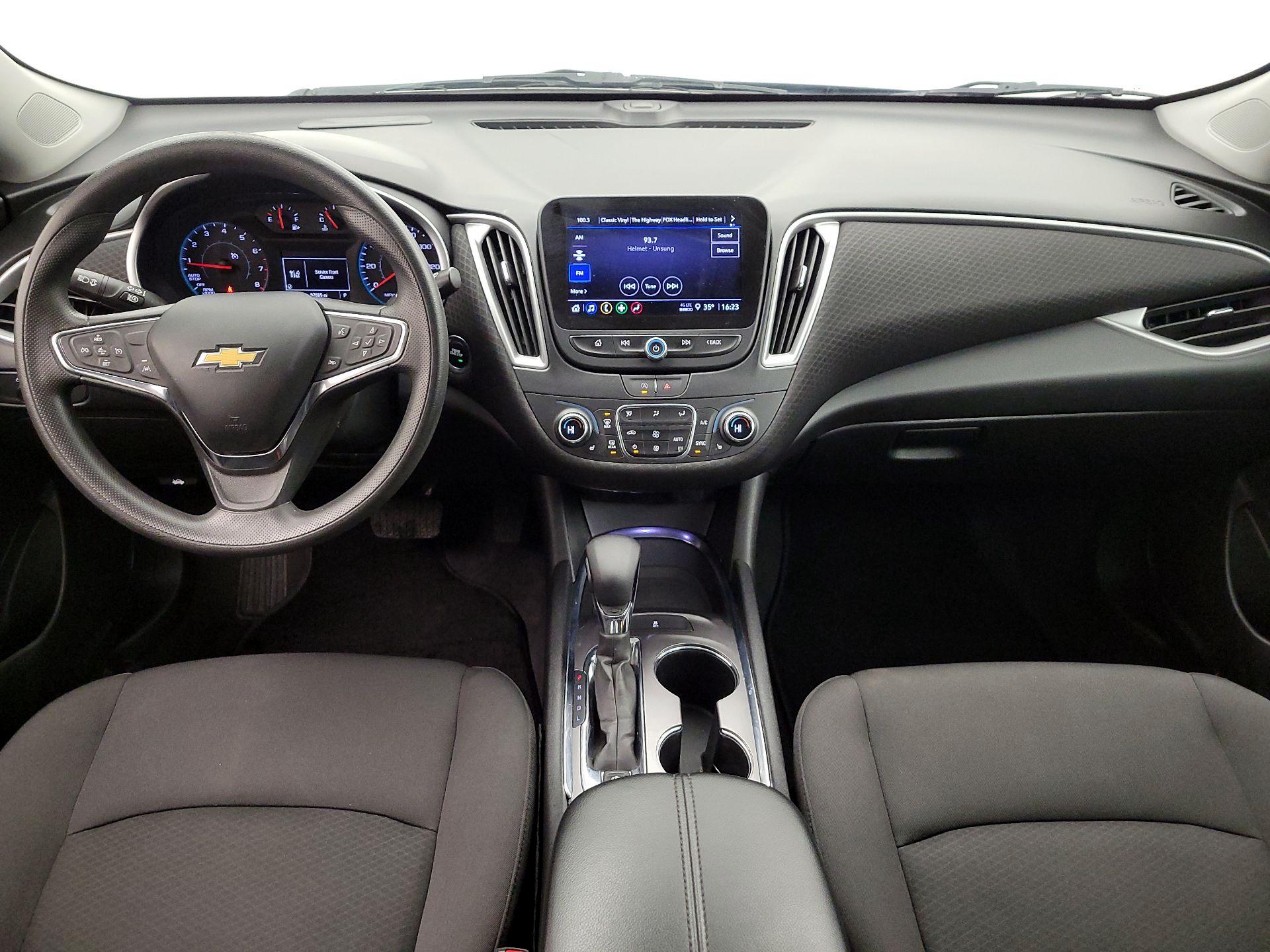 Thumbnail: 2023 Chevrolet Malibu - 9