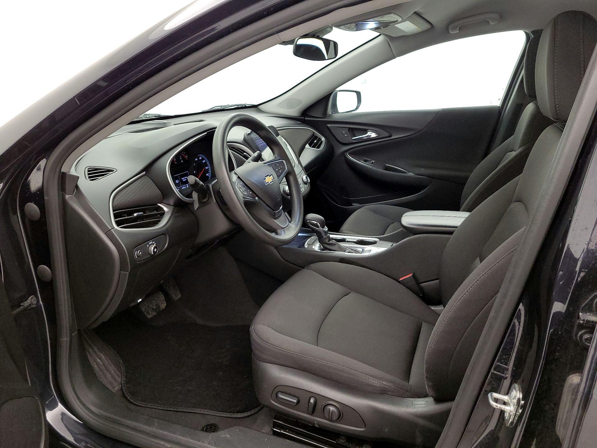 Thumbnail: 2023 Chevrolet Malibu - 11