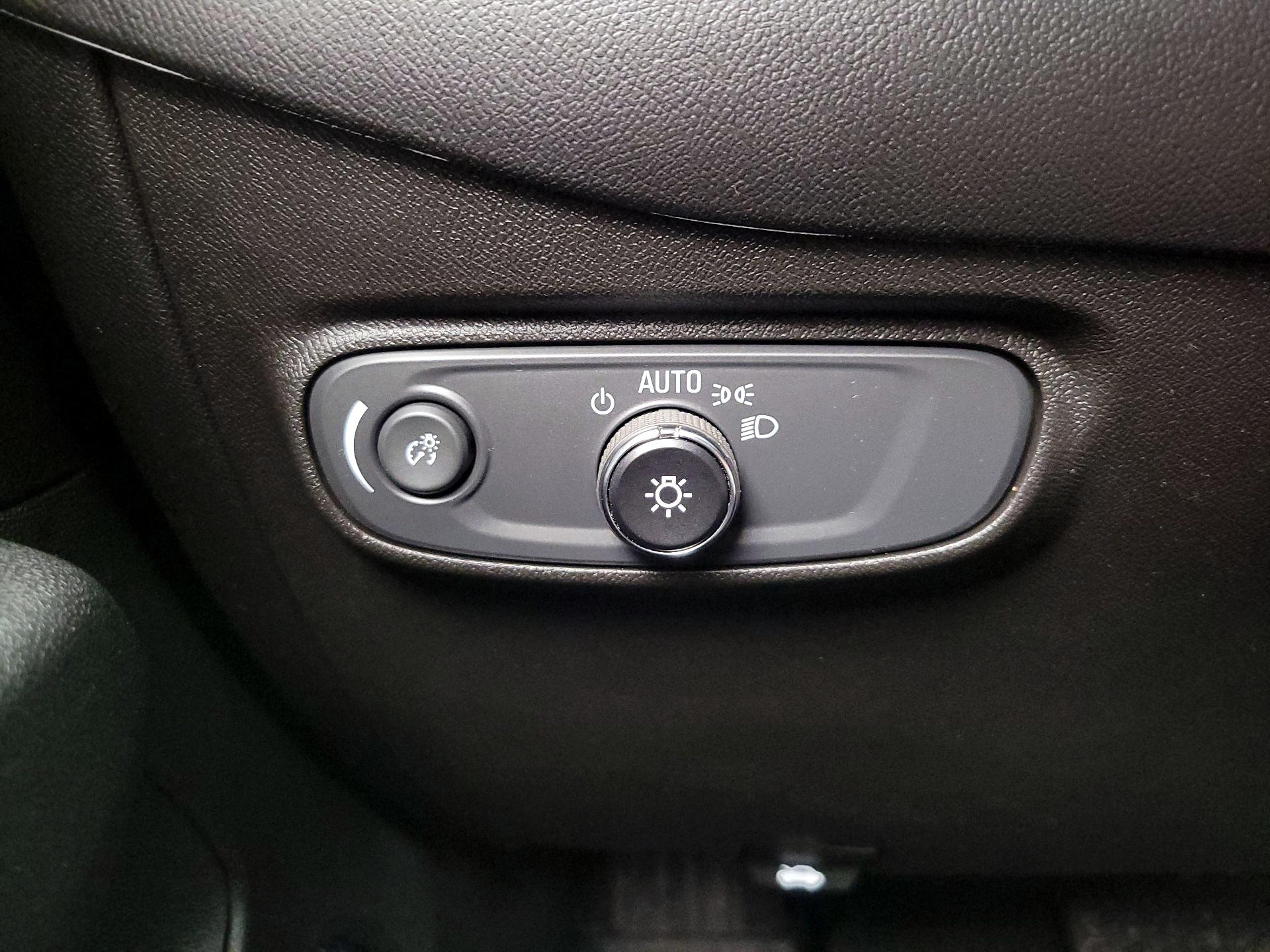 Thumbnail: 2021 Chevrolet Equinox - 13