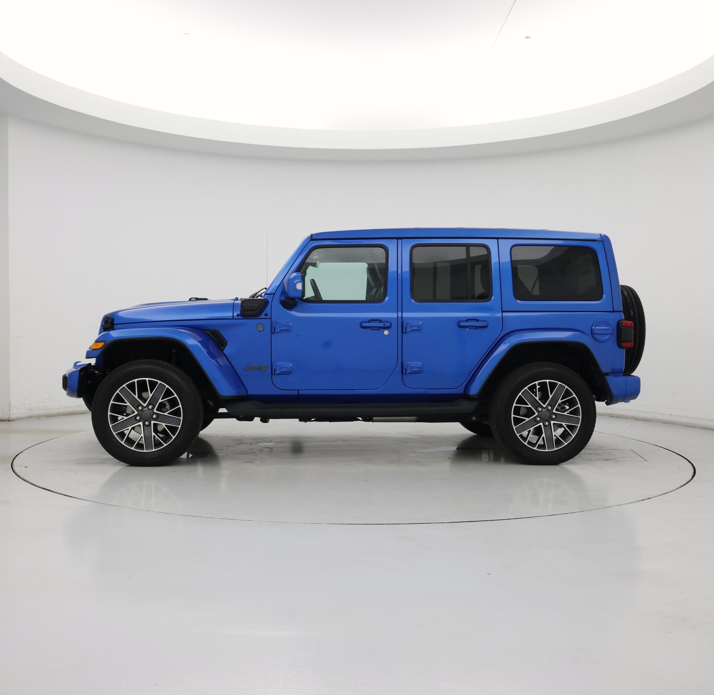 Thumbnail: 2023 Jeep Wrangler - 3