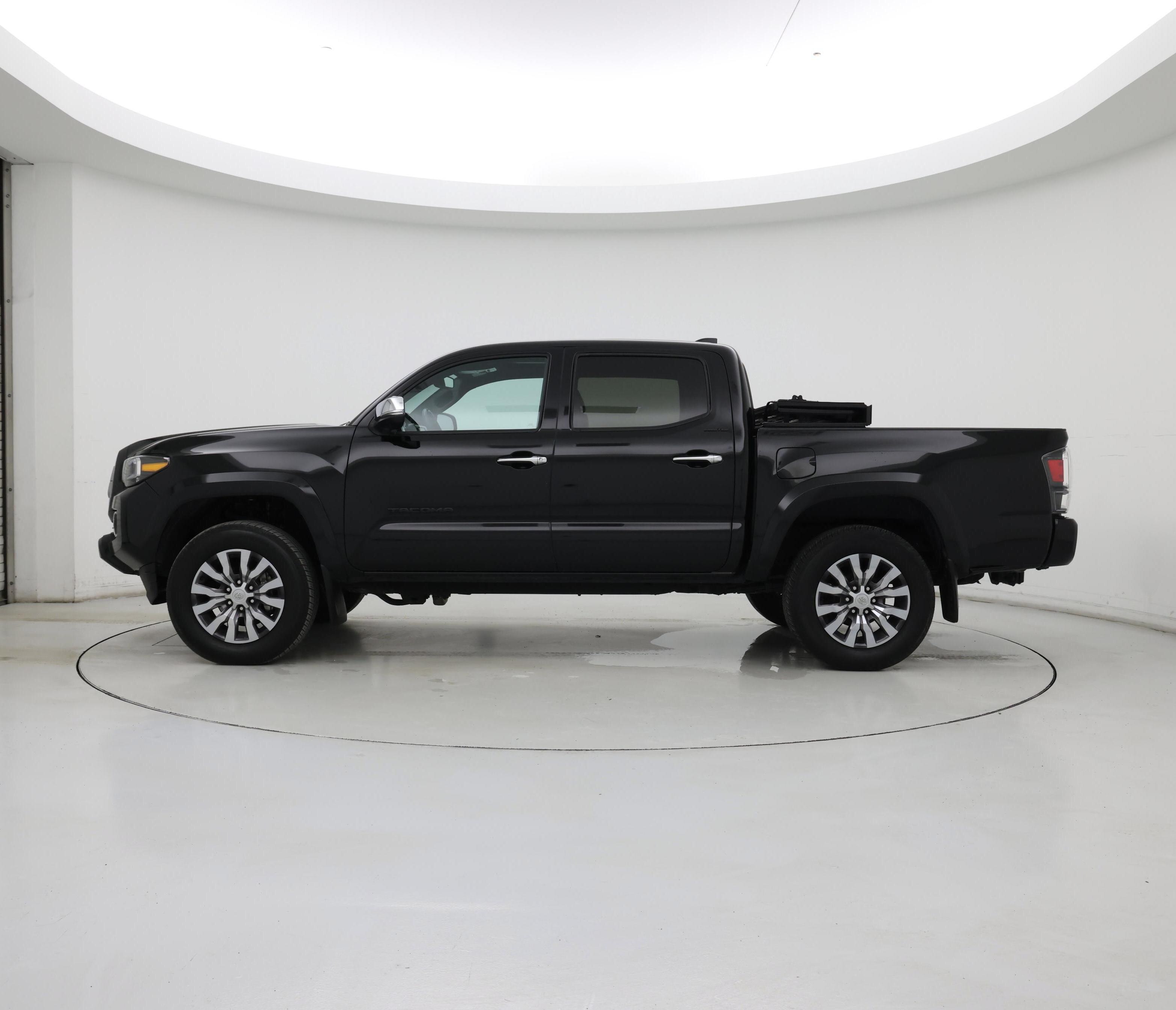 Thumbnail: 2023 Toyota Tacoma - 3