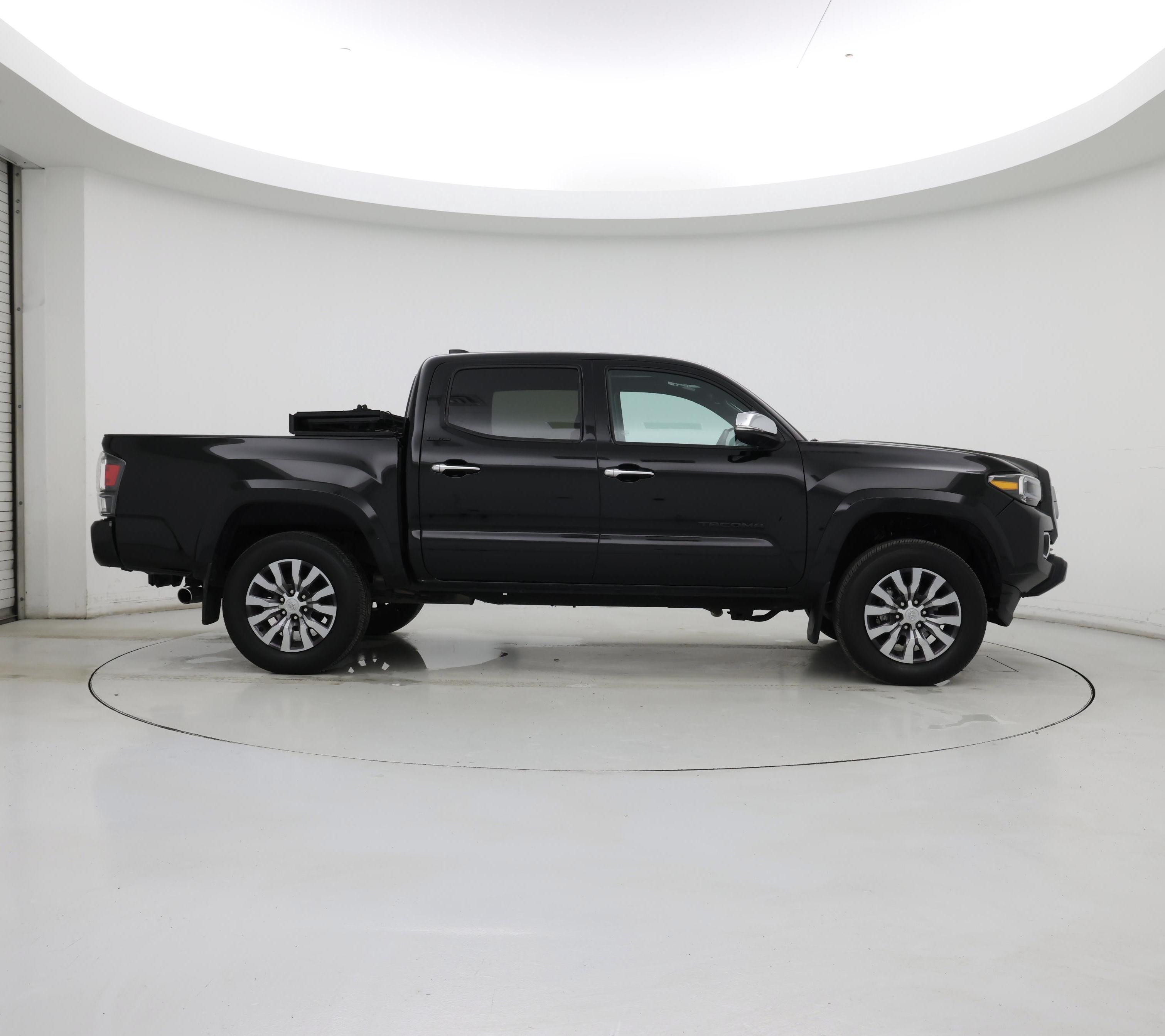 Thumbnail: 2023 Toyota Tacoma - 7