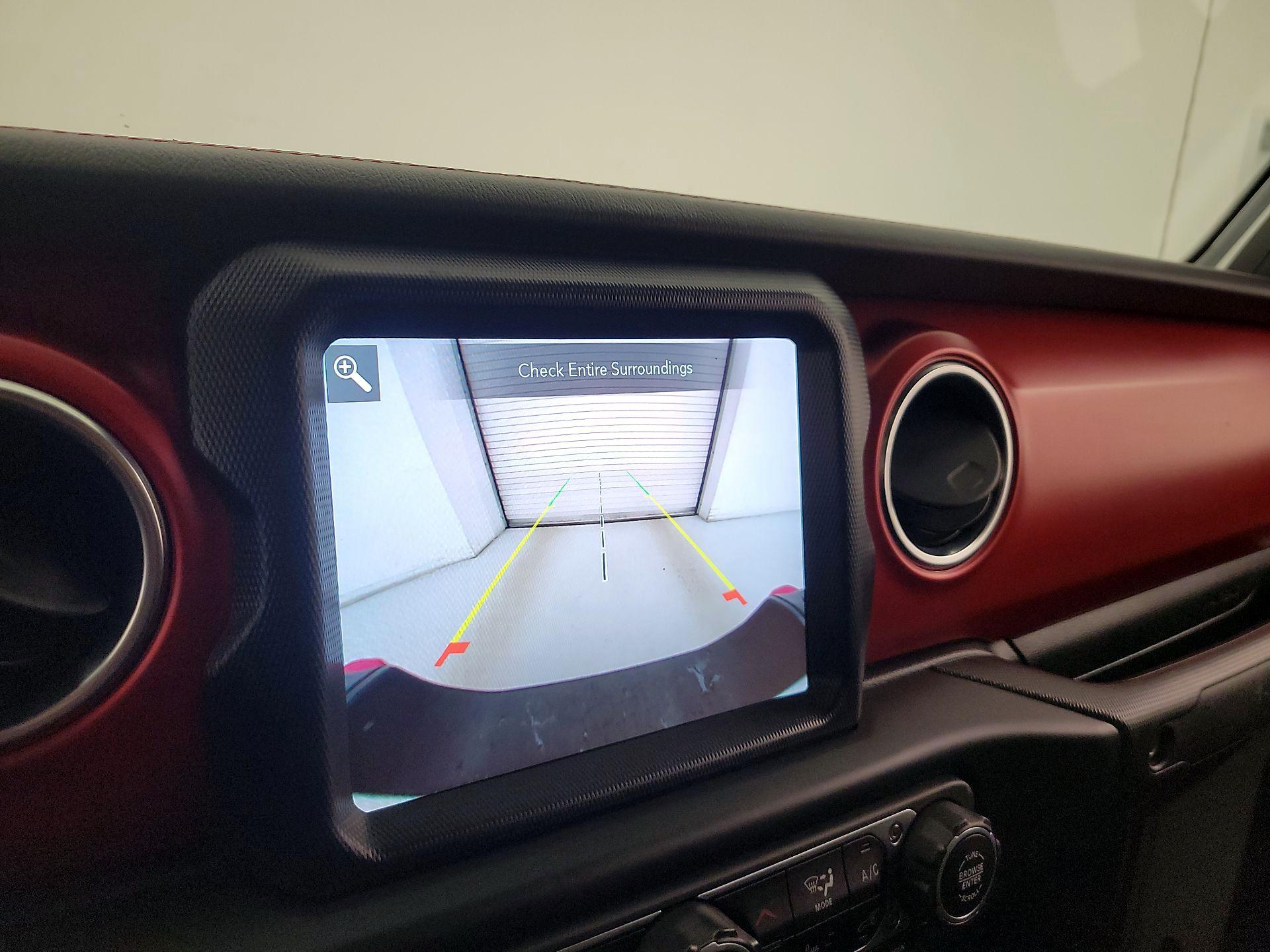 Thumbnail: 2023 Jeep Gladiator - 15