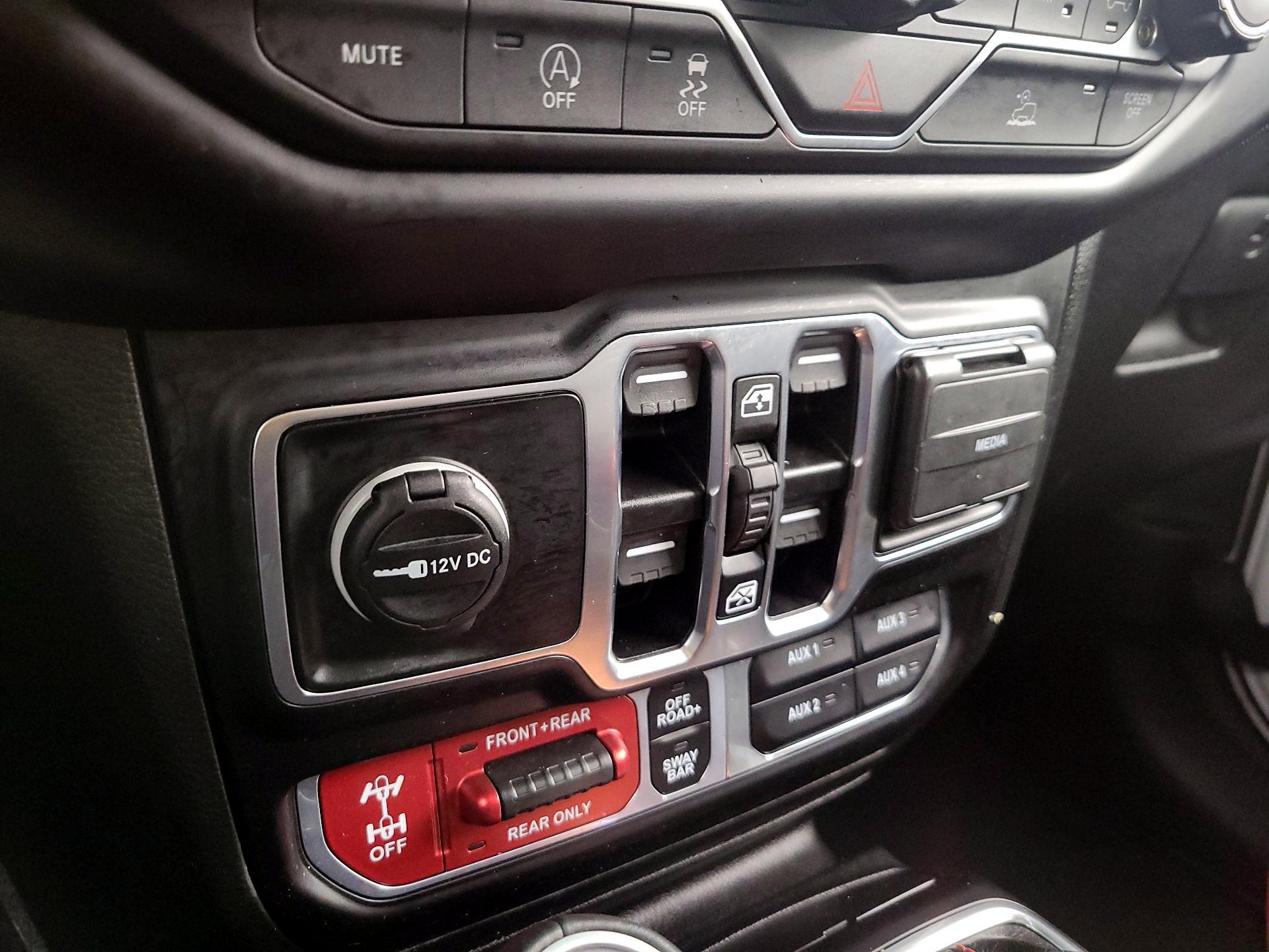 Thumbnail: 2023 Jeep Gladiator - 19