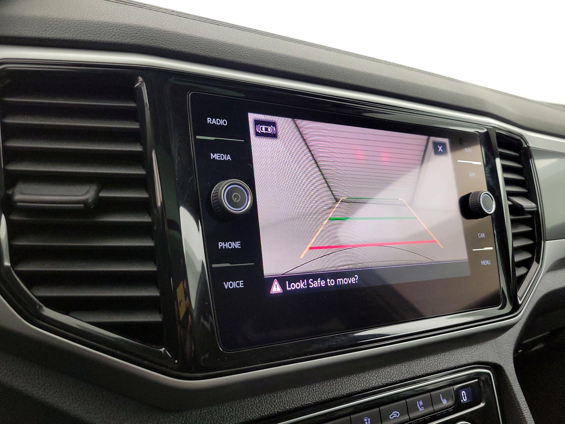 Thumbnail: 2021 Volkswagen Atlas - 15