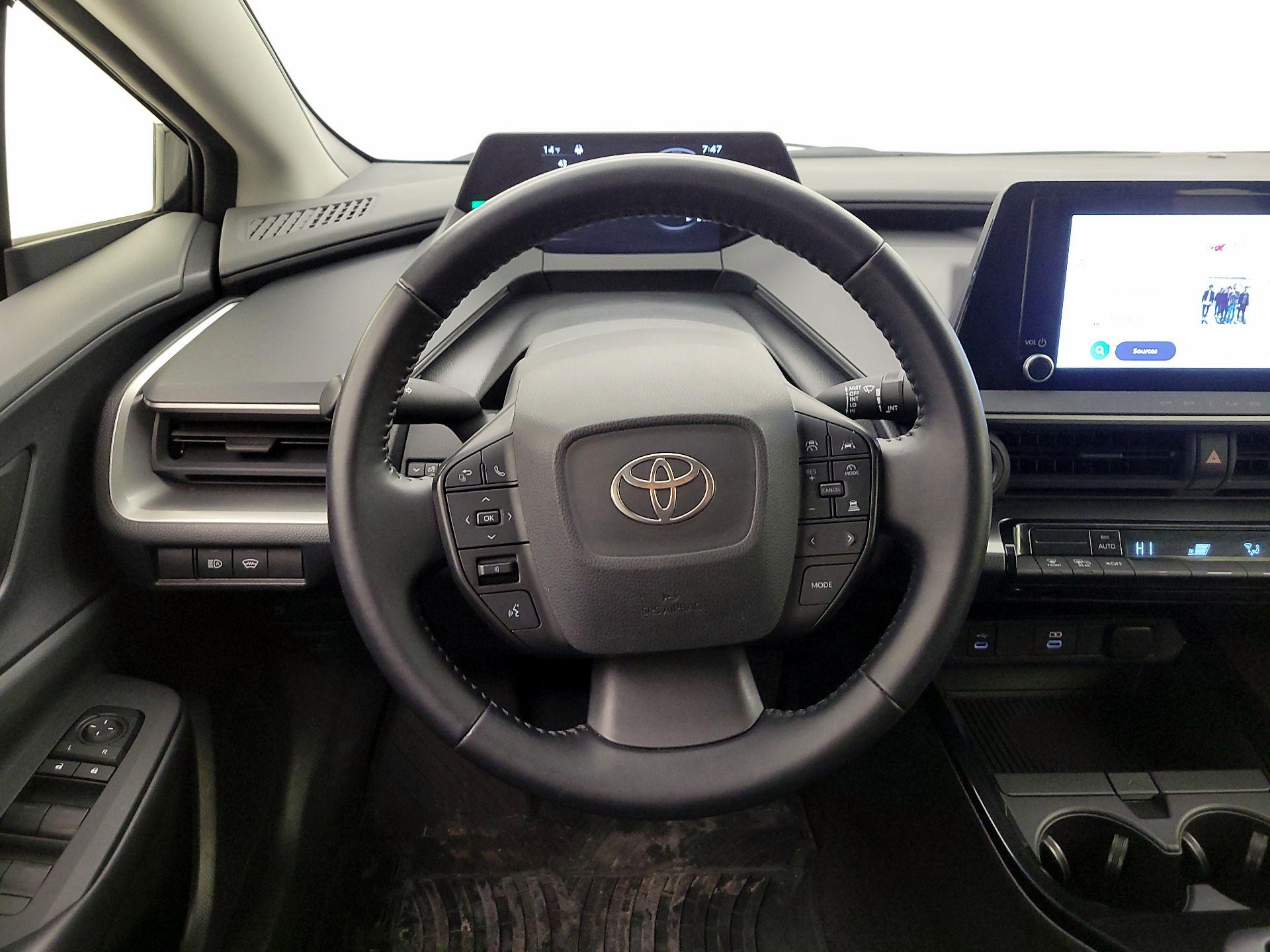 Thumbnail: 2024 Toyota Prius - 10