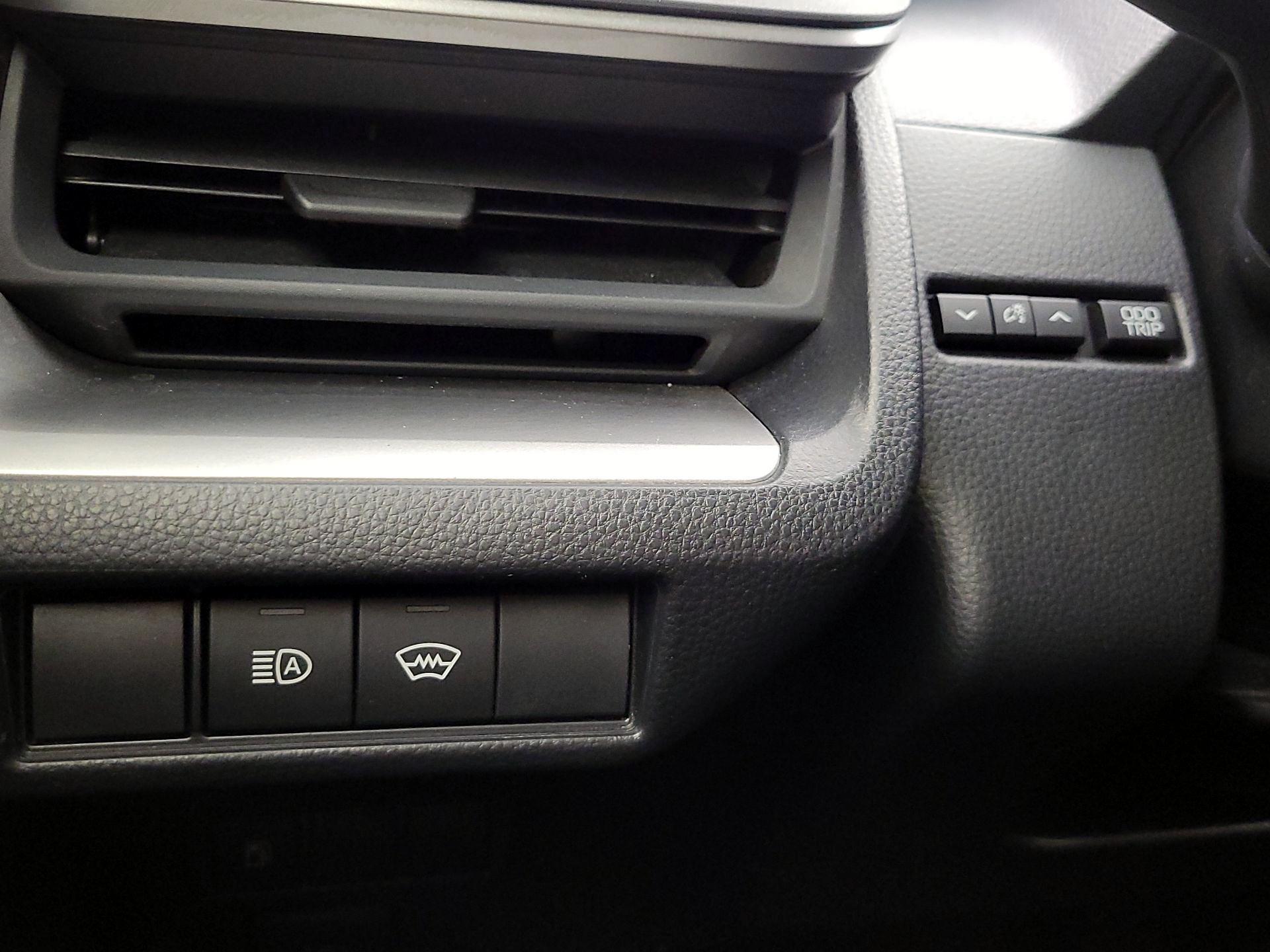 Thumbnail: 2024 Toyota Prius - 13