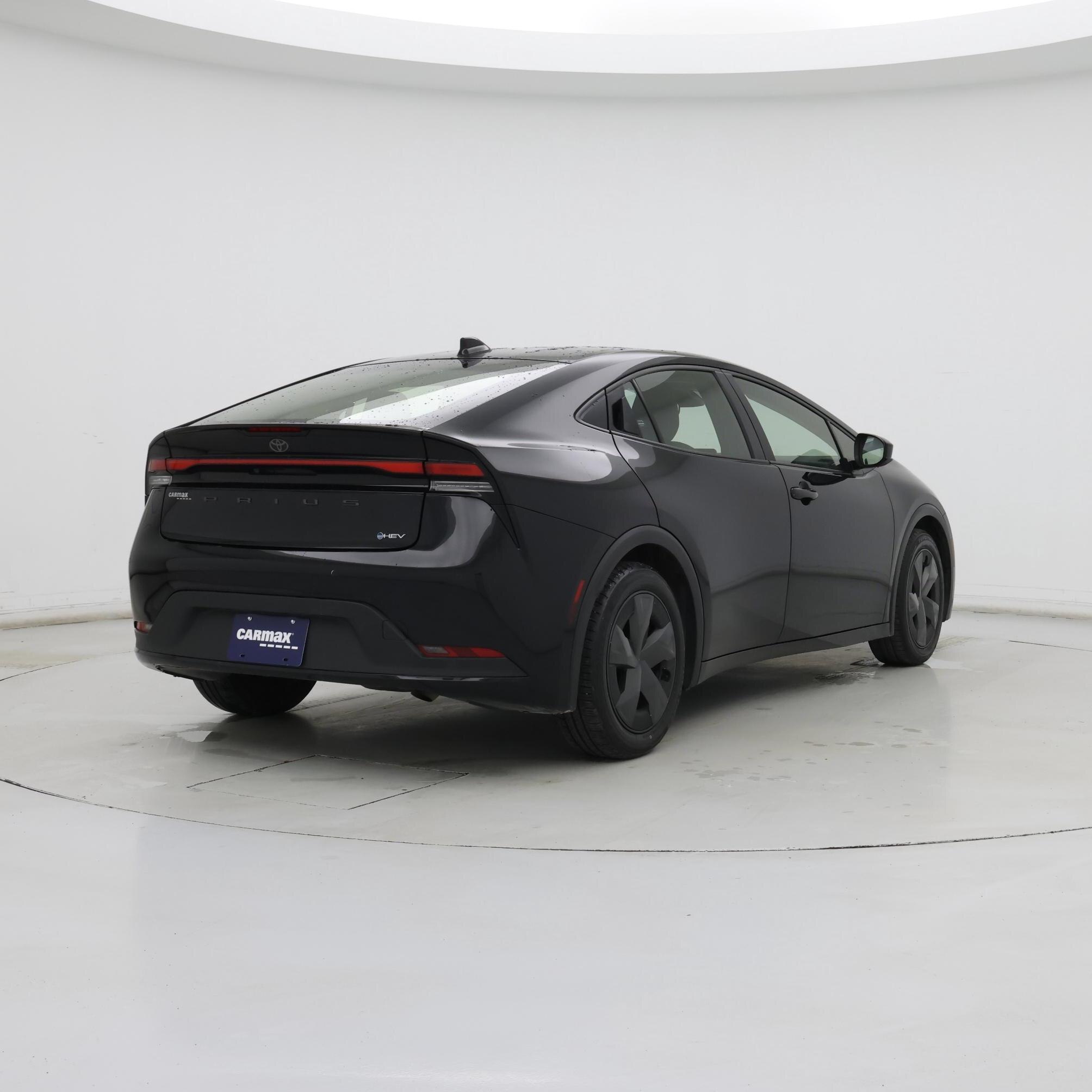 Thumbnail: 2024 Toyota Prius - 8