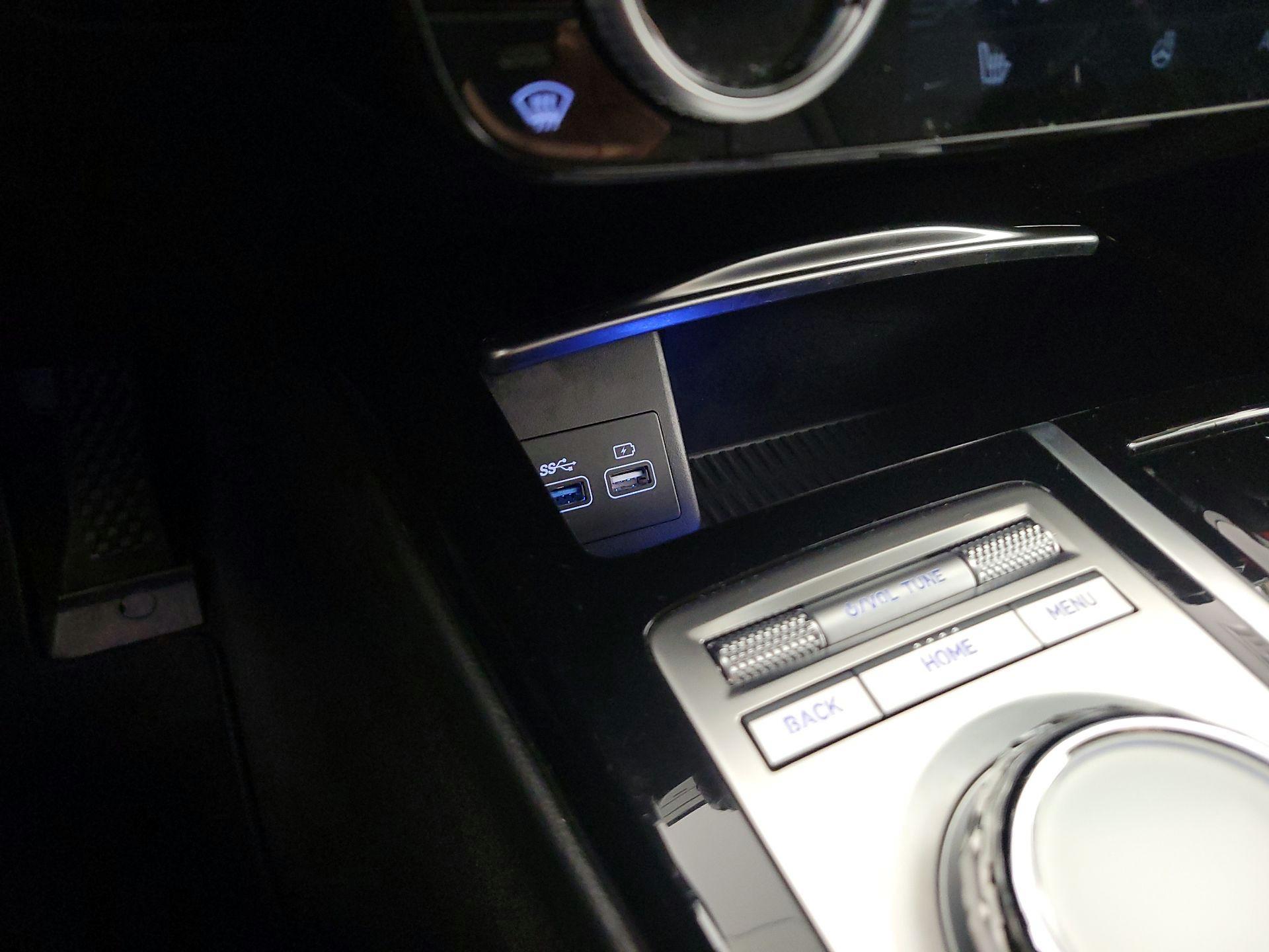 Thumbnail: 2023 Genesis G80 - 19