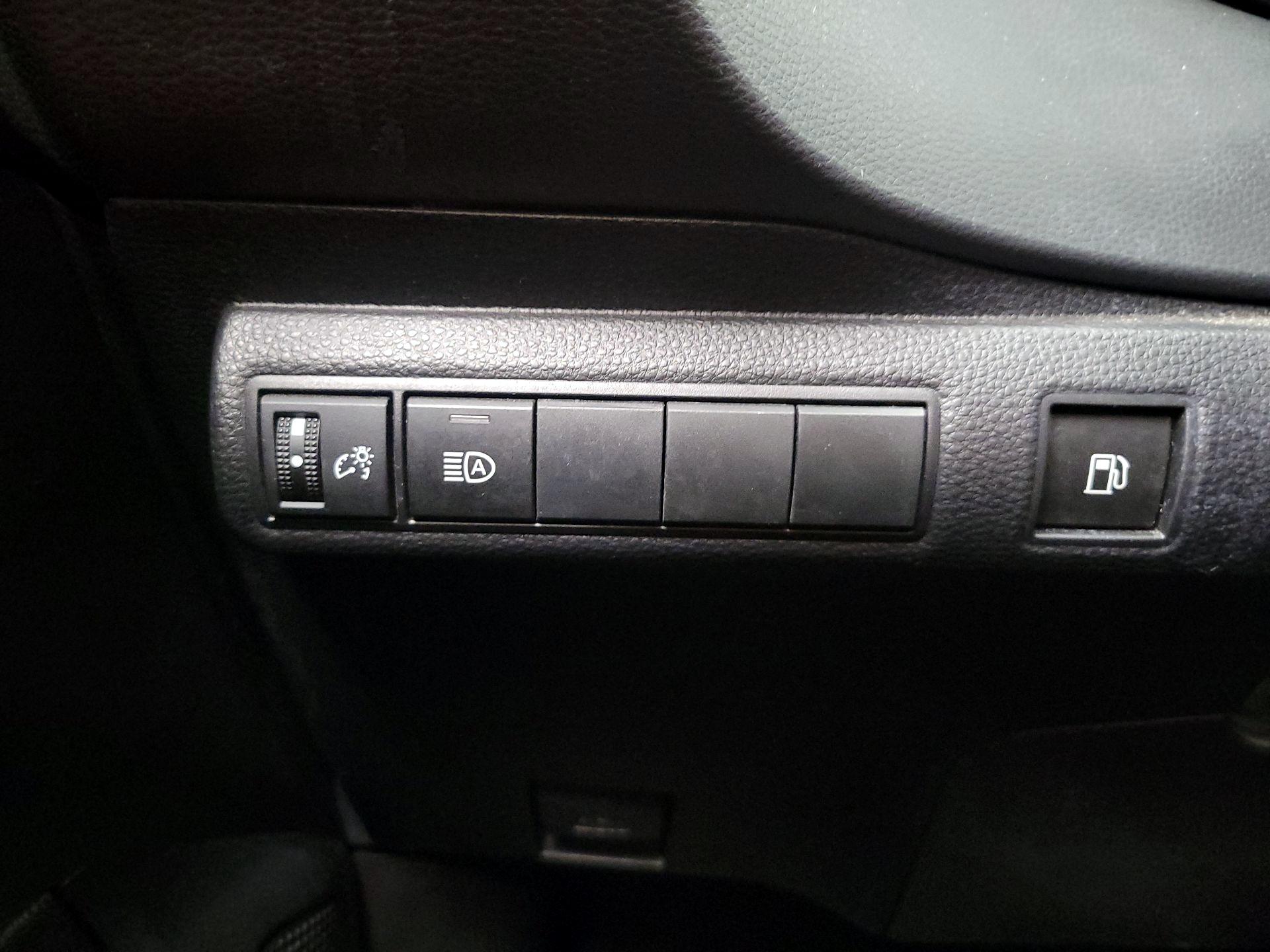 Thumbnail: 2024 Toyota Corolla - 13