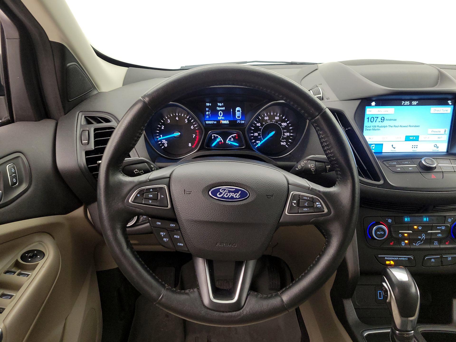 Thumbnail: 2019 Ford Escape - 10