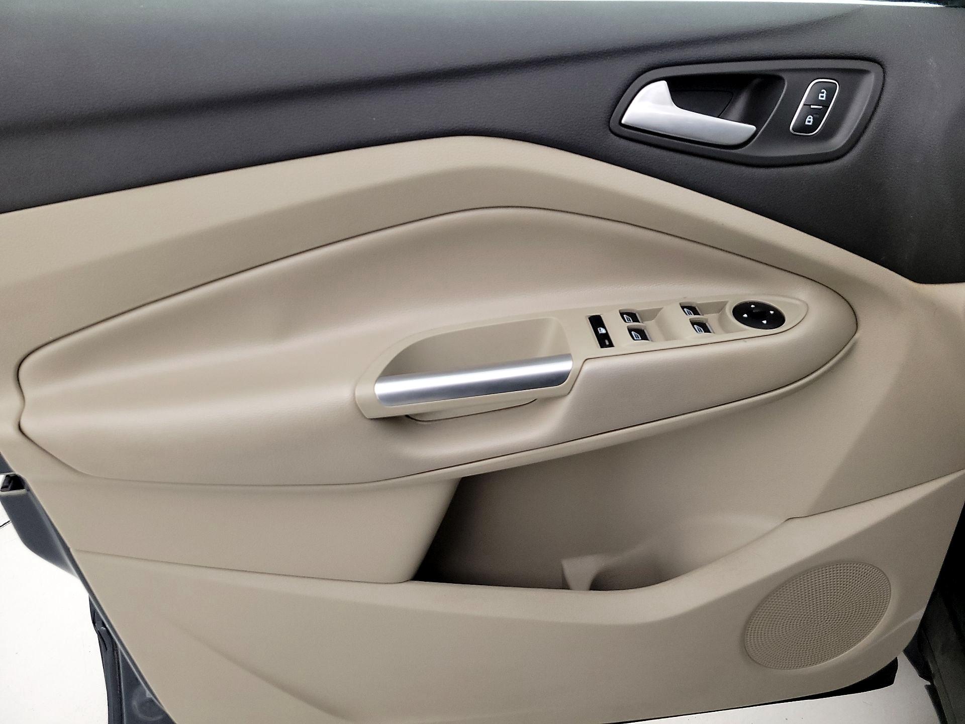 Thumbnail: 2019 Ford Escape - 12