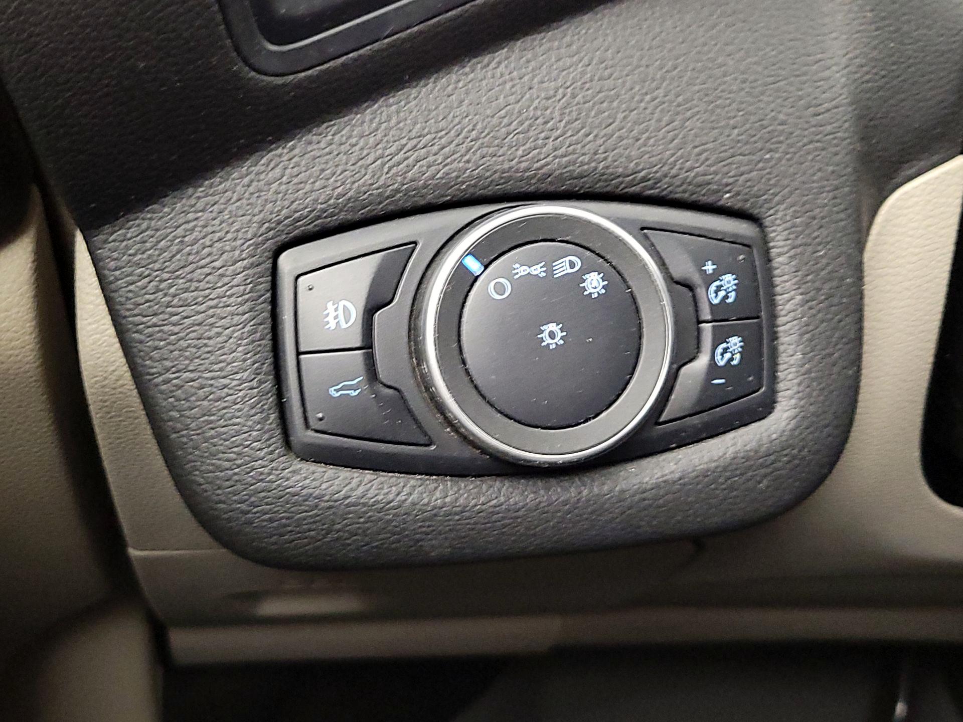 Thumbnail: 2019 Ford Escape - 13