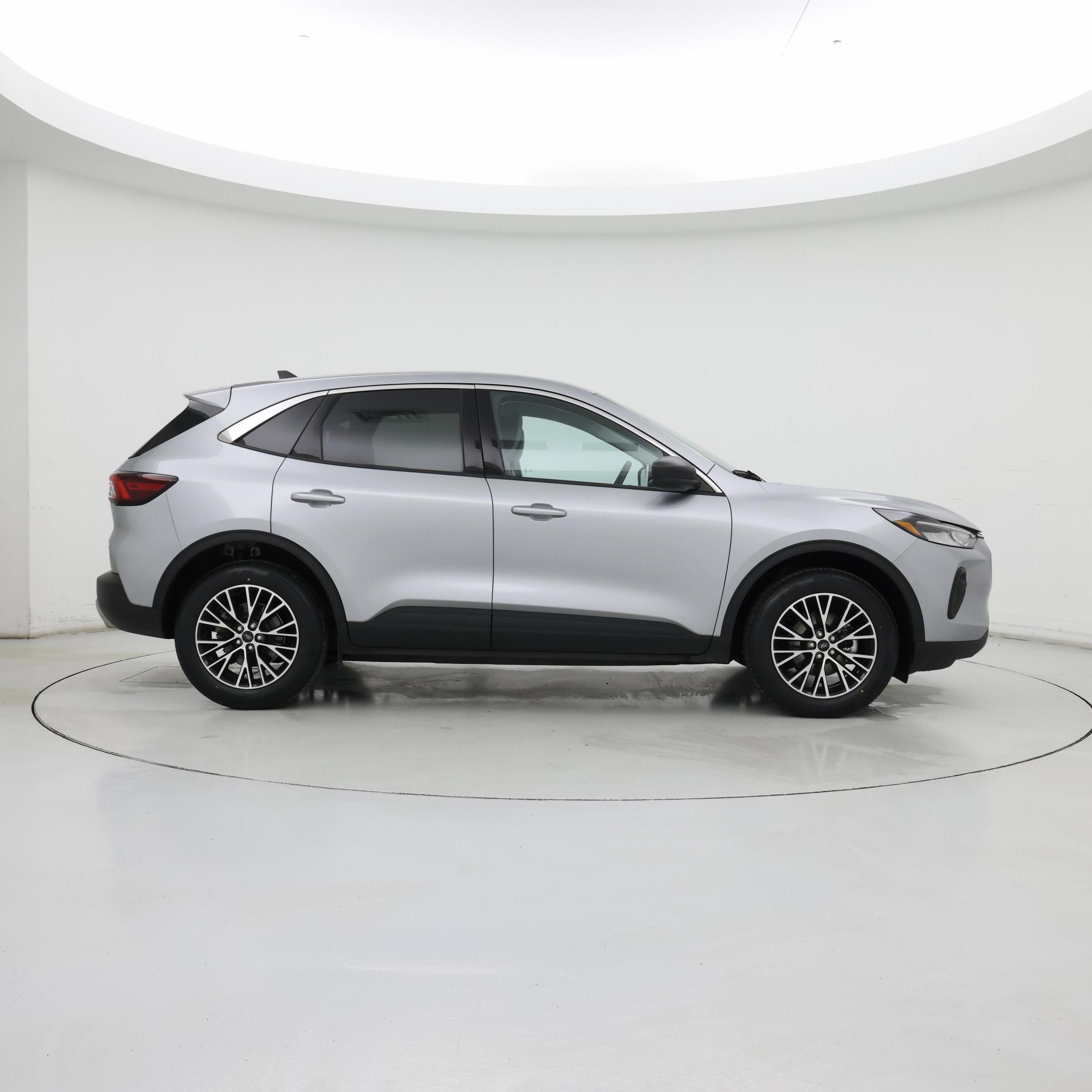 Thumbnail: 2023 Ford Escape - 7