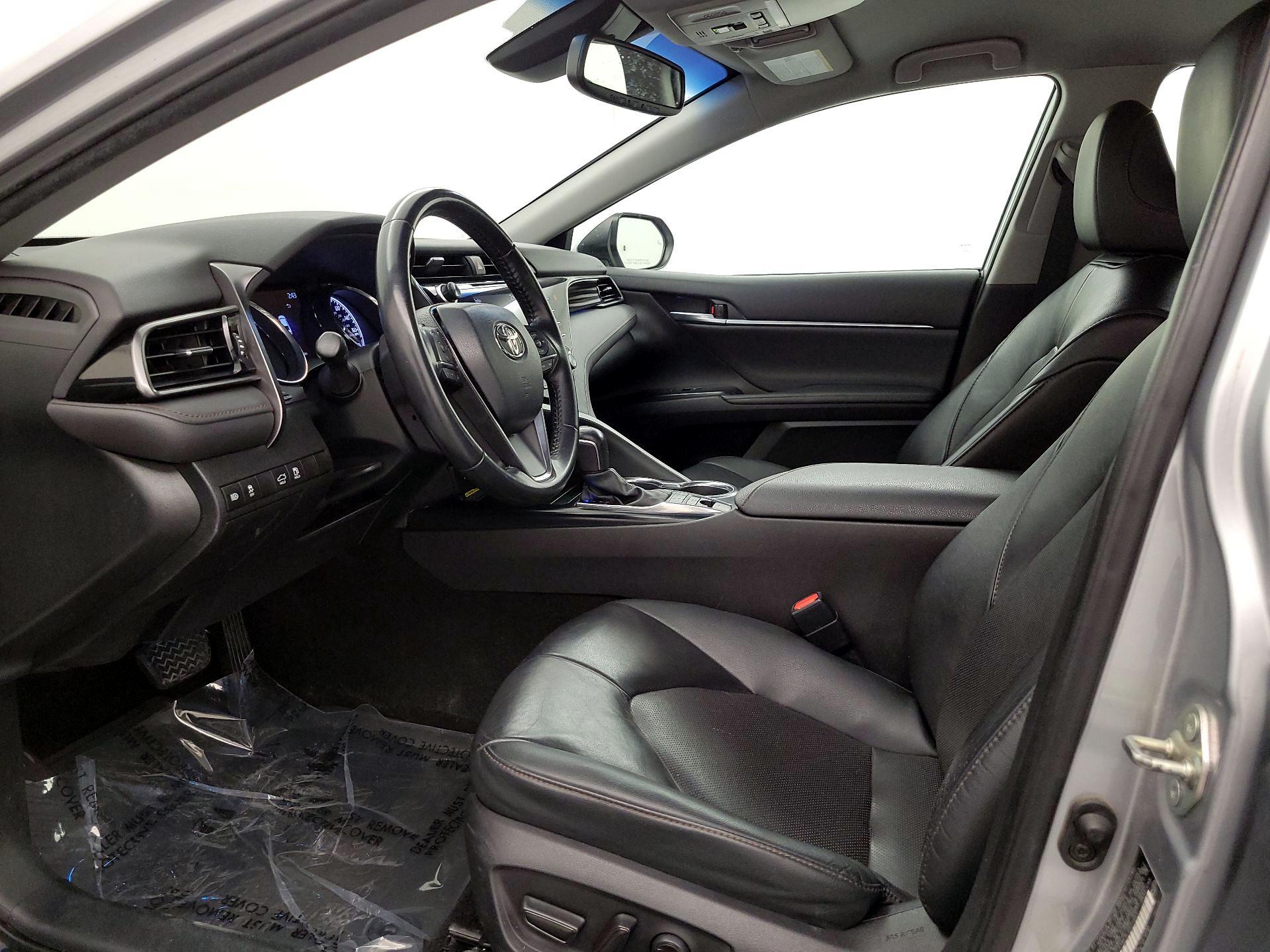 Thumbnail: 2020 Toyota Camry - 11