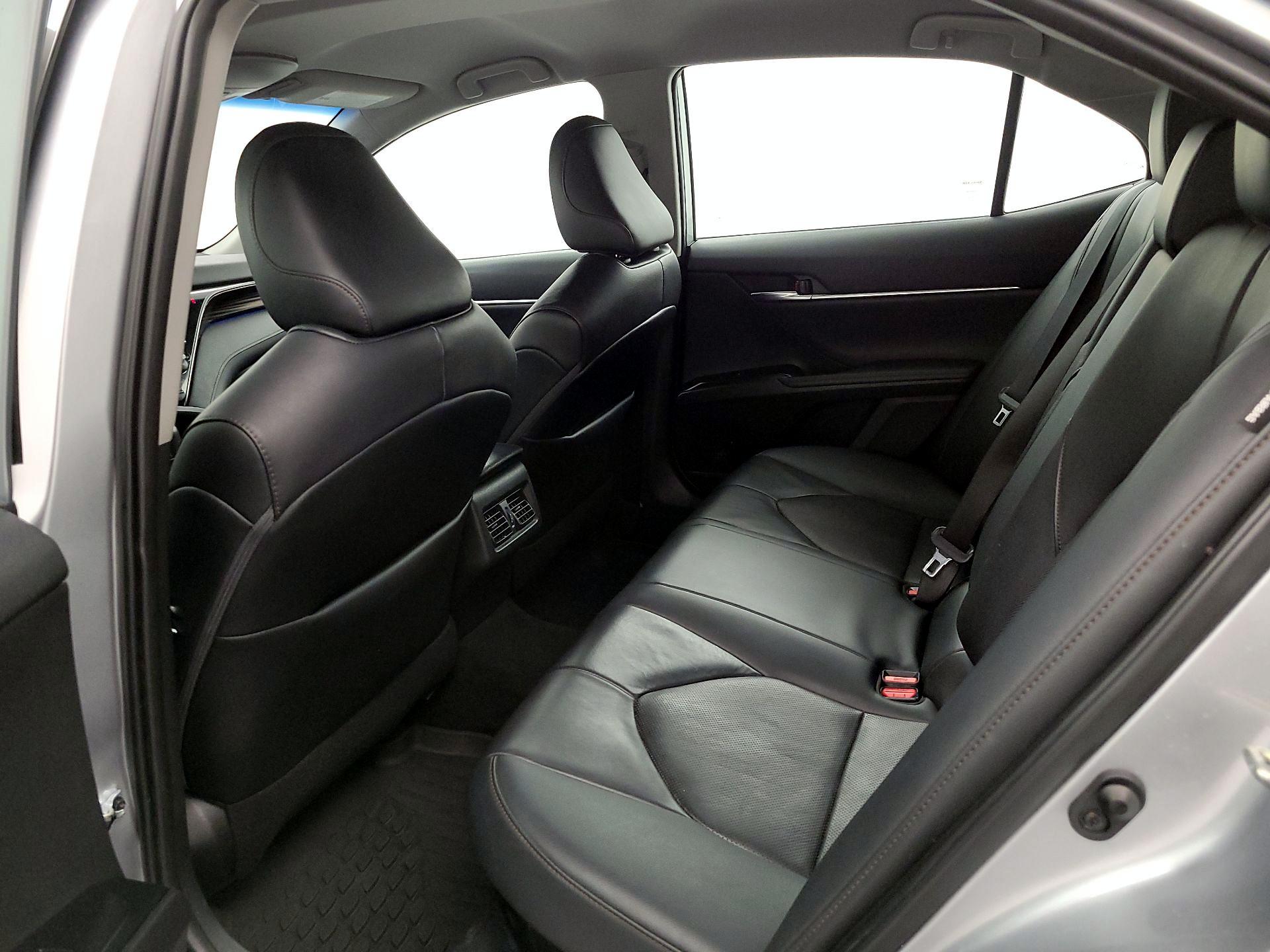 Thumbnail: 2020 Toyota Camry - 19