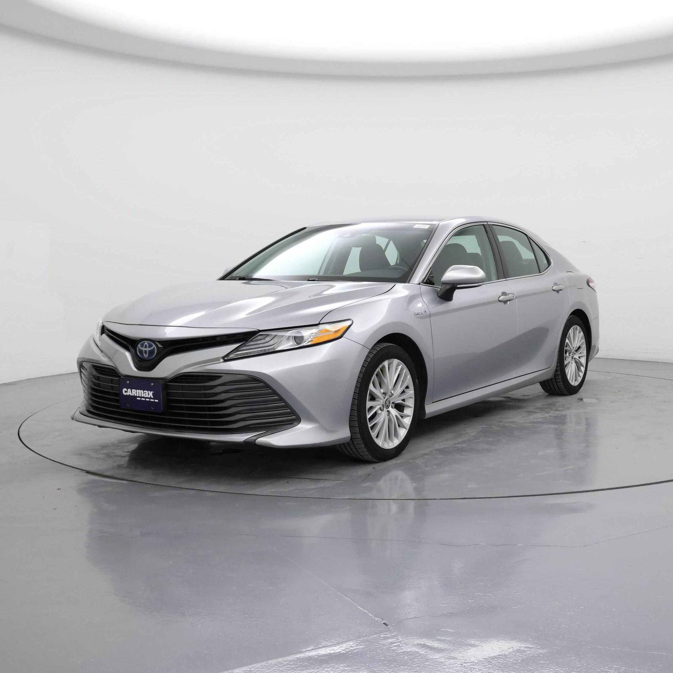 Thumbnail: 2020 Toyota Camry - 4
