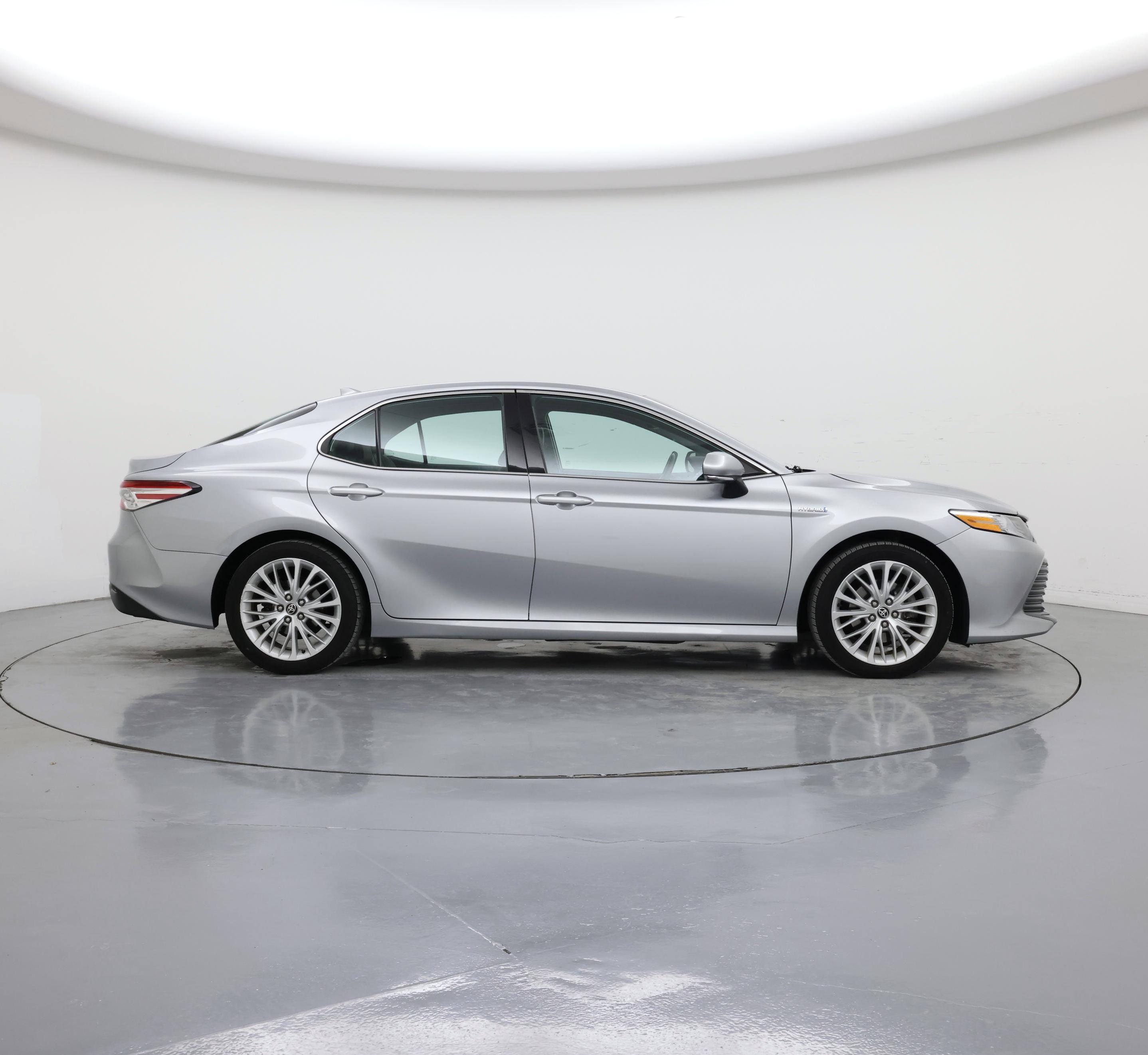 Thumbnail: 2020 Toyota Camry - 7