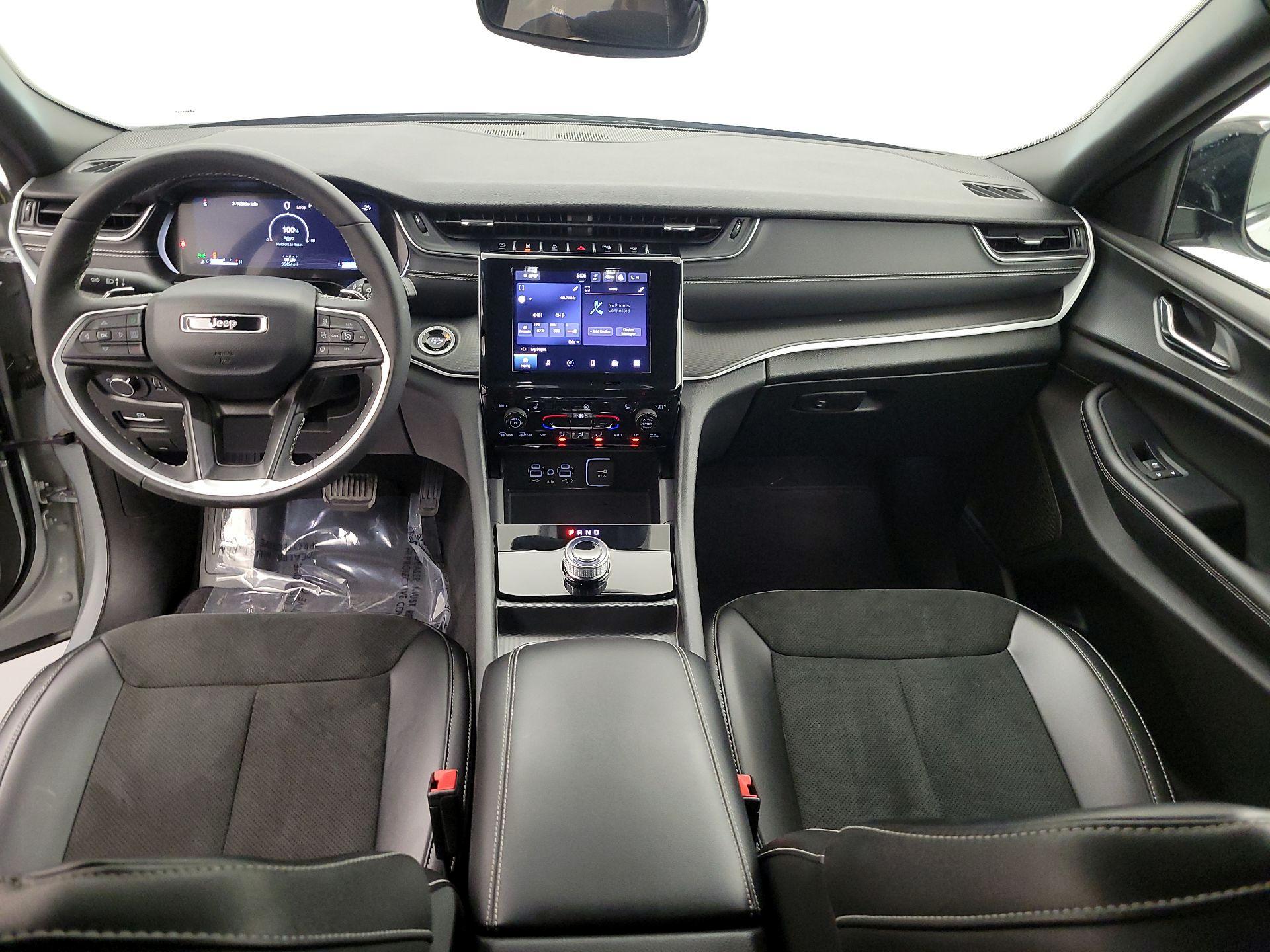 Thumbnail: 2024 Jeep Grand Cherokee - 9