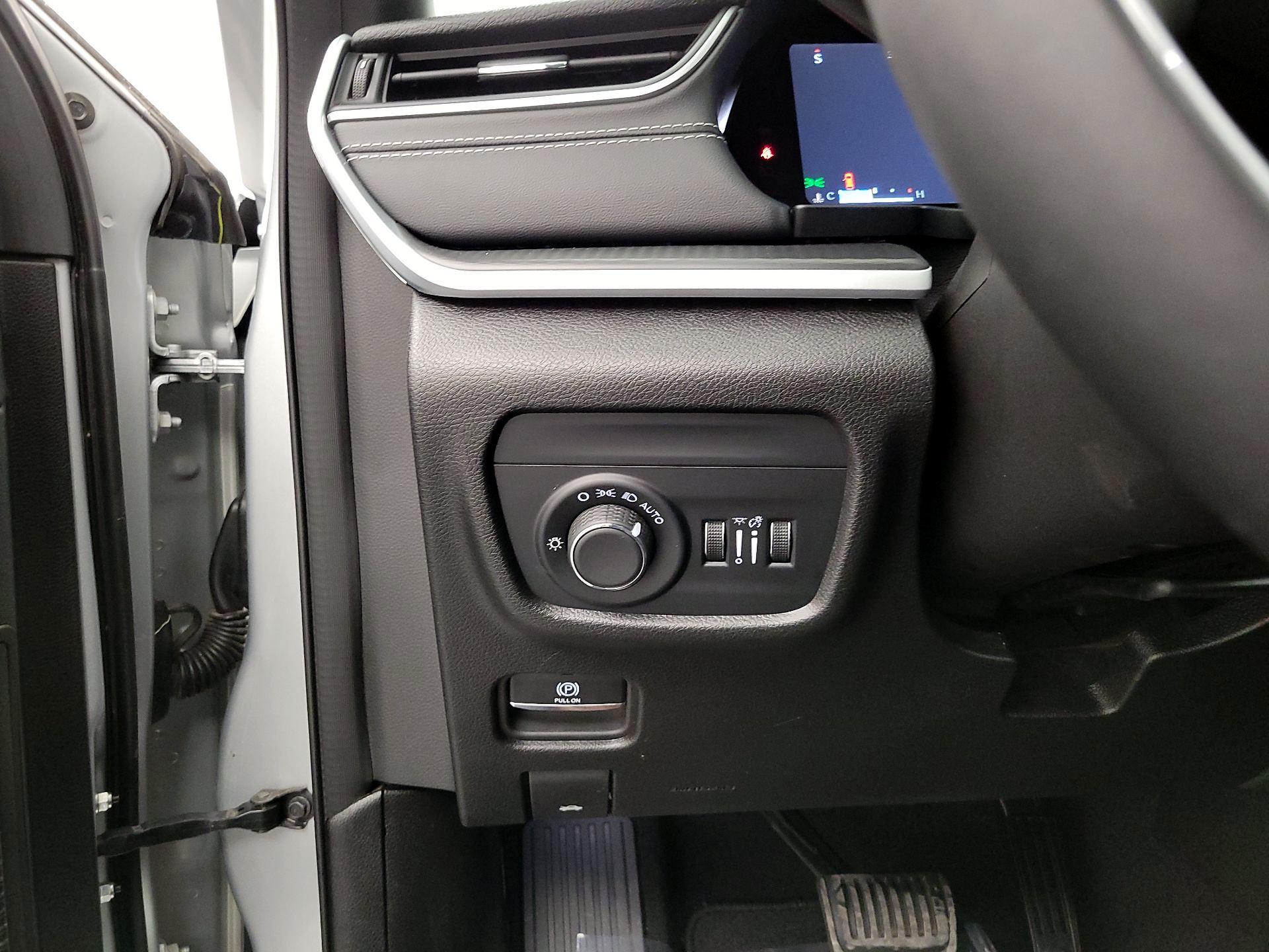 Thumbnail: 2024 Jeep Grand Cherokee - 13