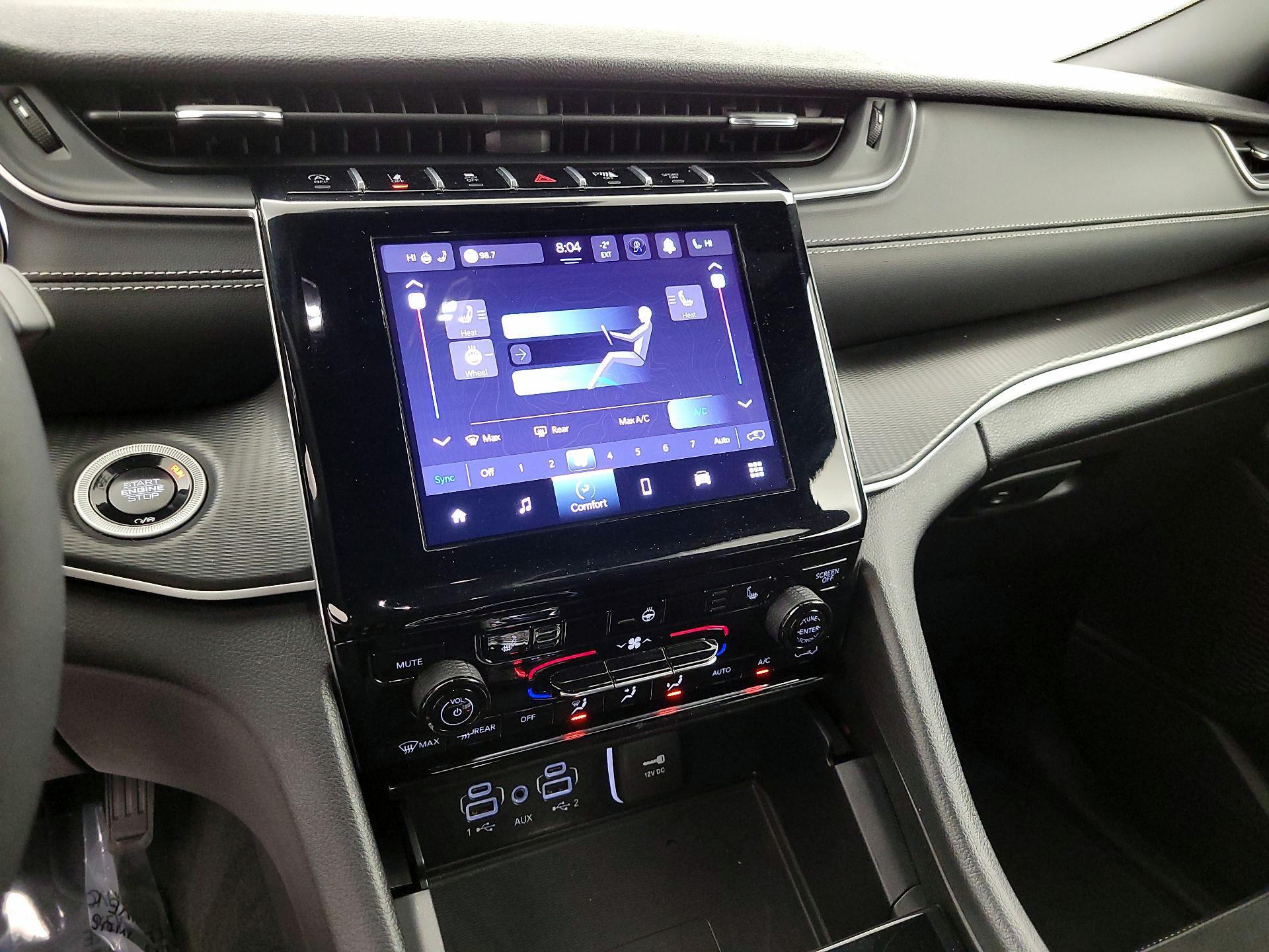 Thumbnail: 2024 Jeep Grand Cherokee - 16