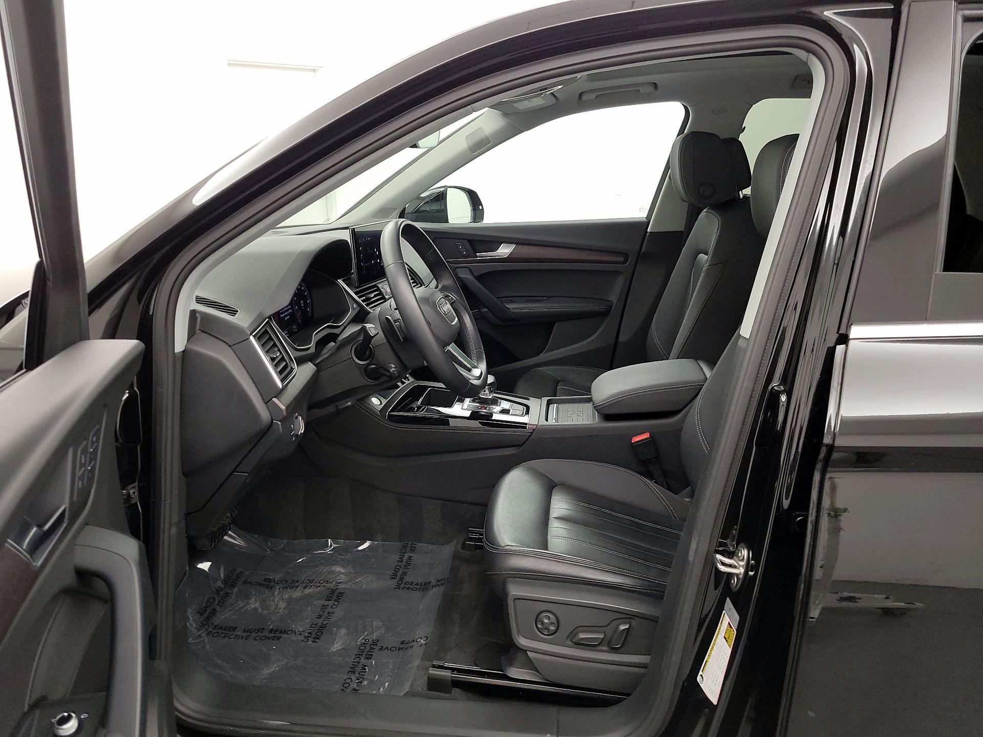 Thumbnail: 2021 Audi Q5 - 11