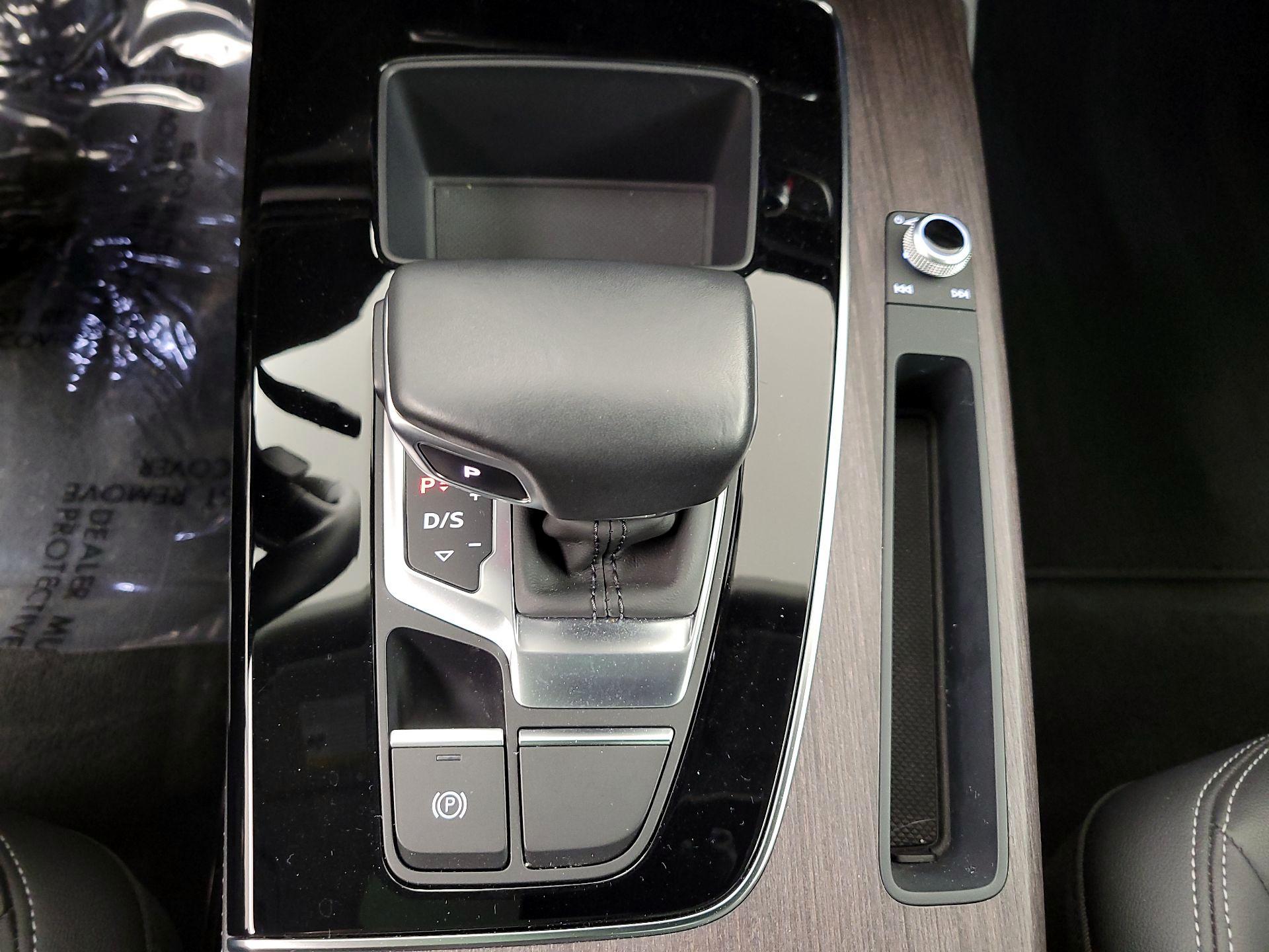 Thumbnail: 2021 Audi Q5 - 18