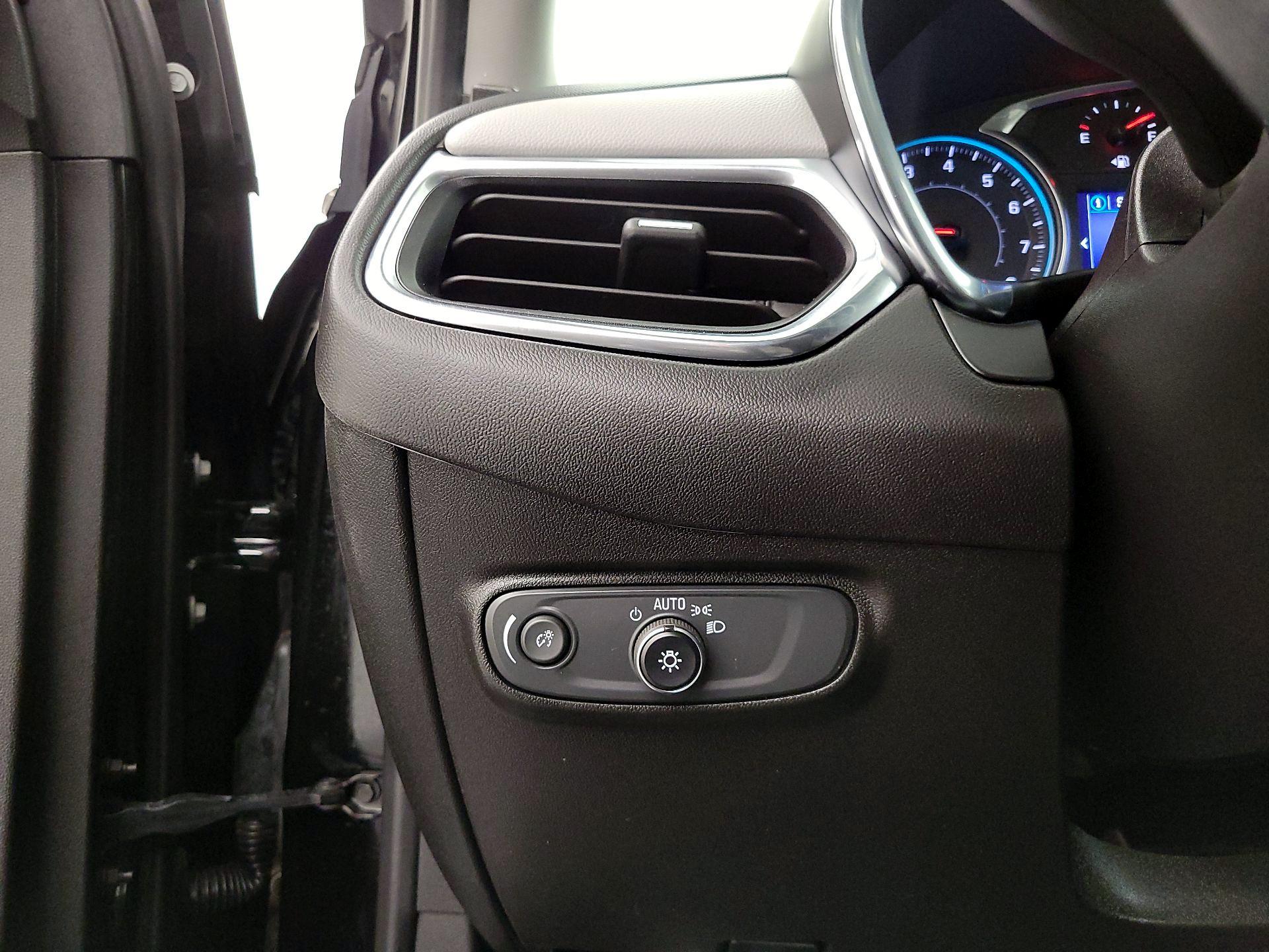 Thumbnail: 2022 Chevrolet Equinox - 13