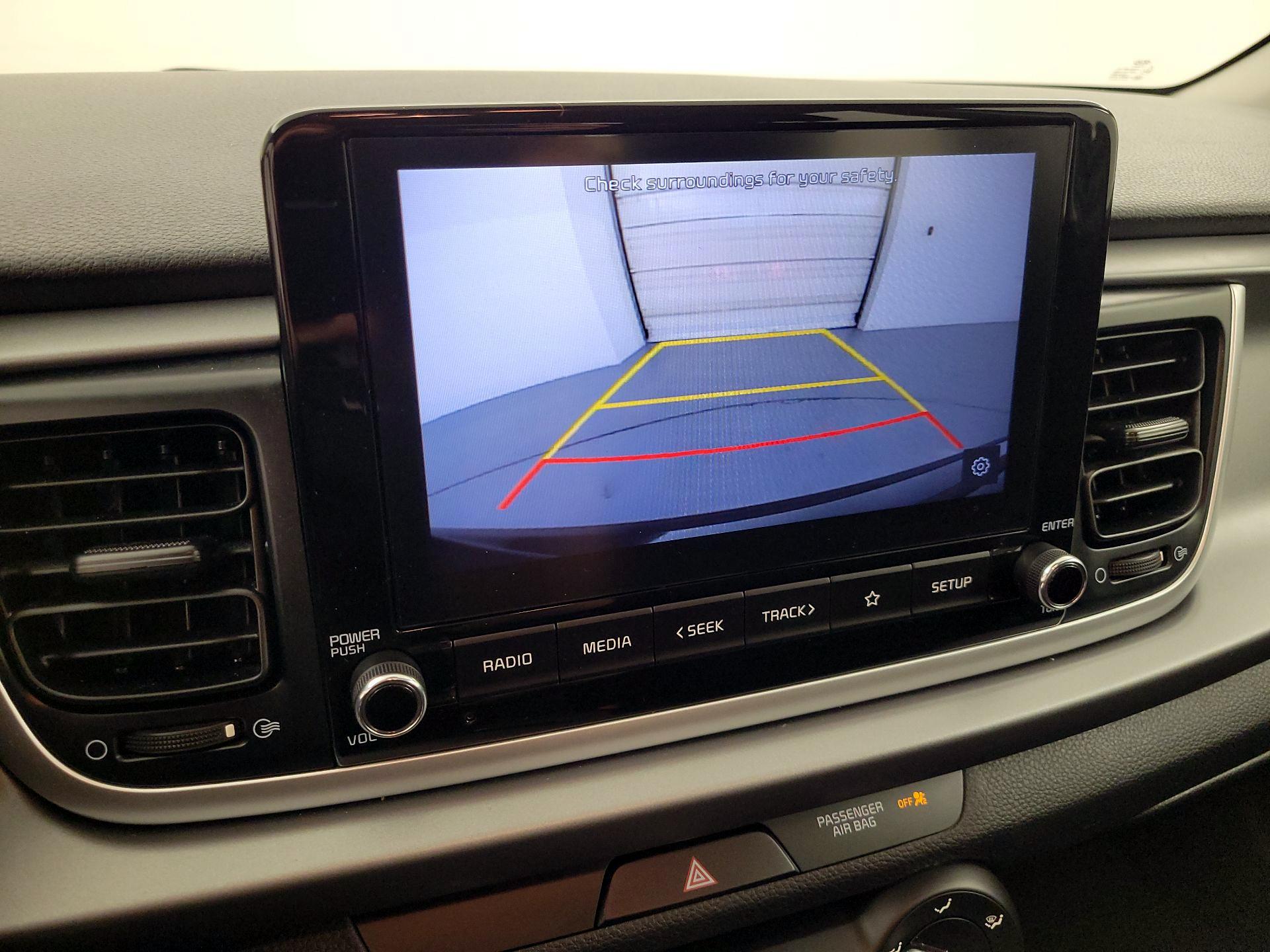 Thumbnail: 2021 Kia Rio5 - 14