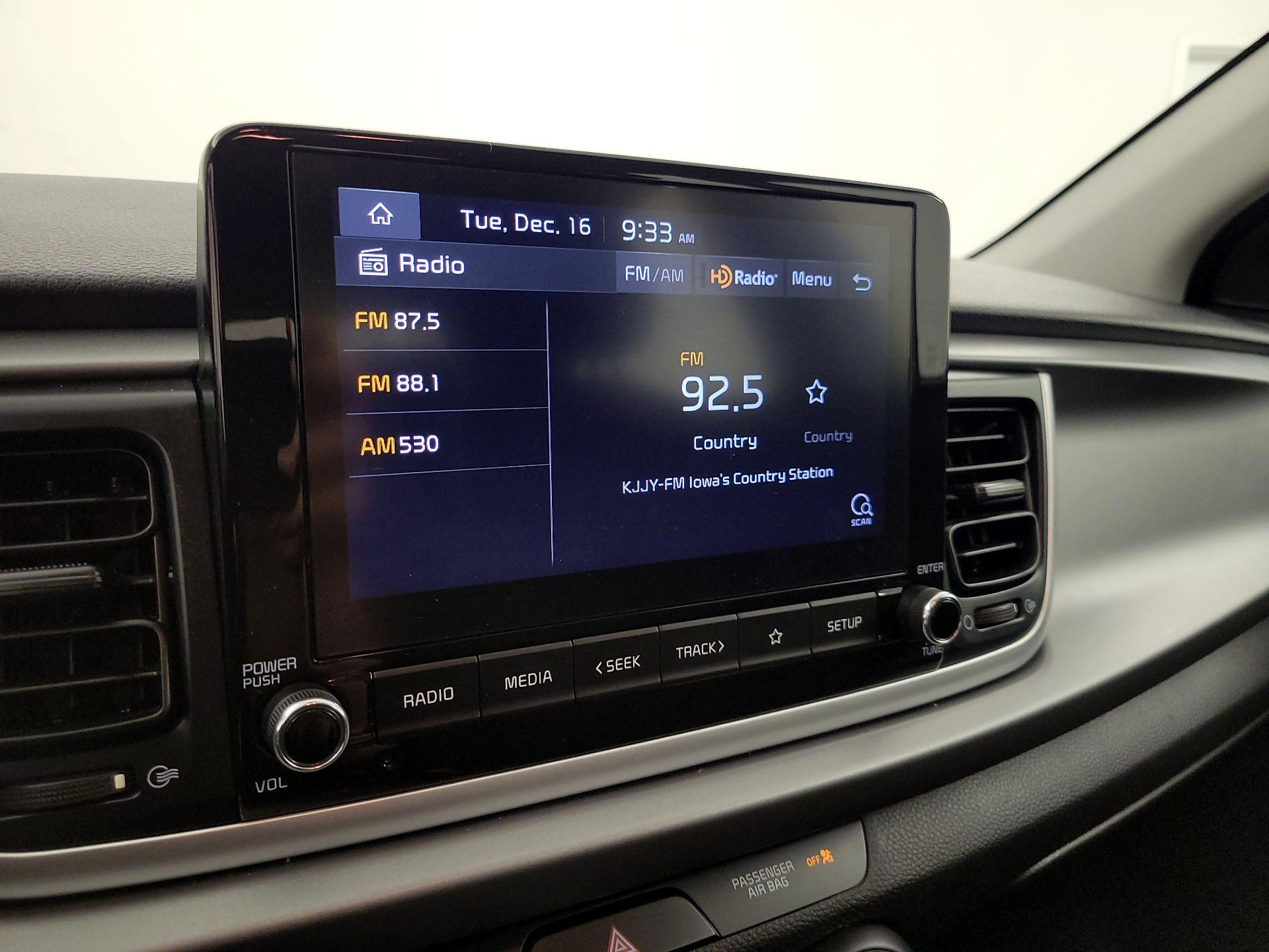 Thumbnail: 2021 Kia Rio5 - 15