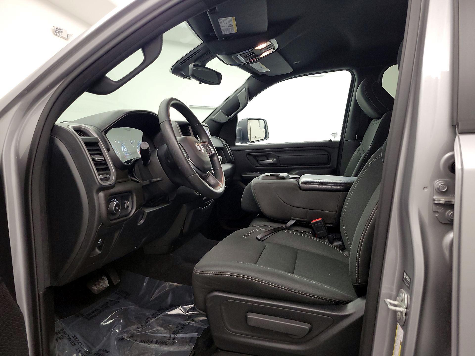 Thumbnail: 2025 RAM 1500 - 11