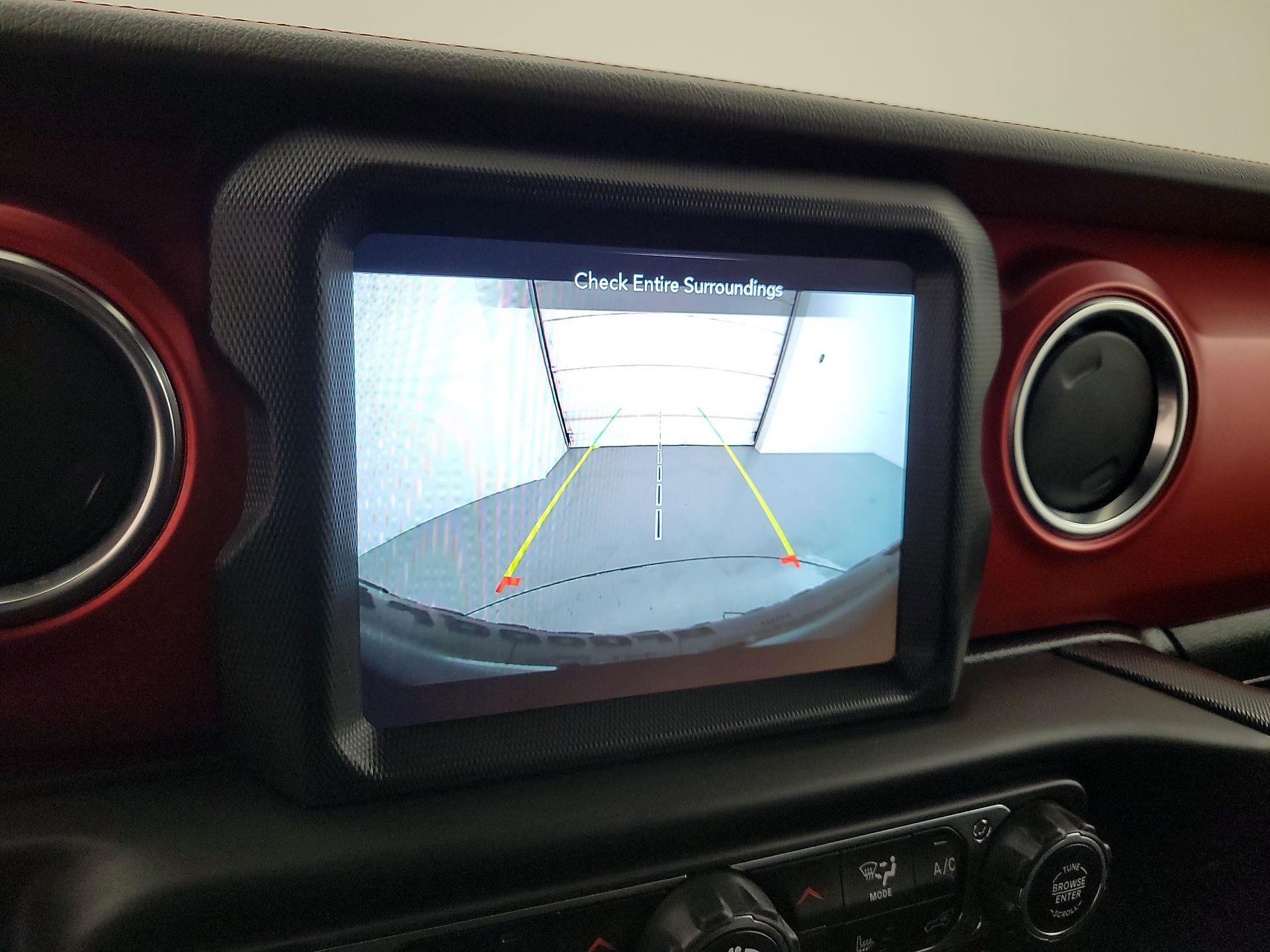 Thumbnail: 2022 Jeep Wrangler - 14