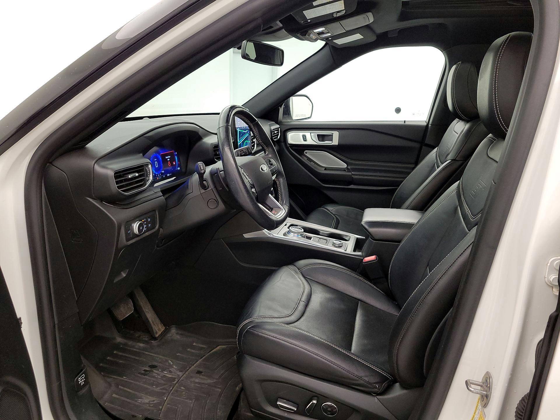 Thumbnail: 2020 Ford Explorer - 11