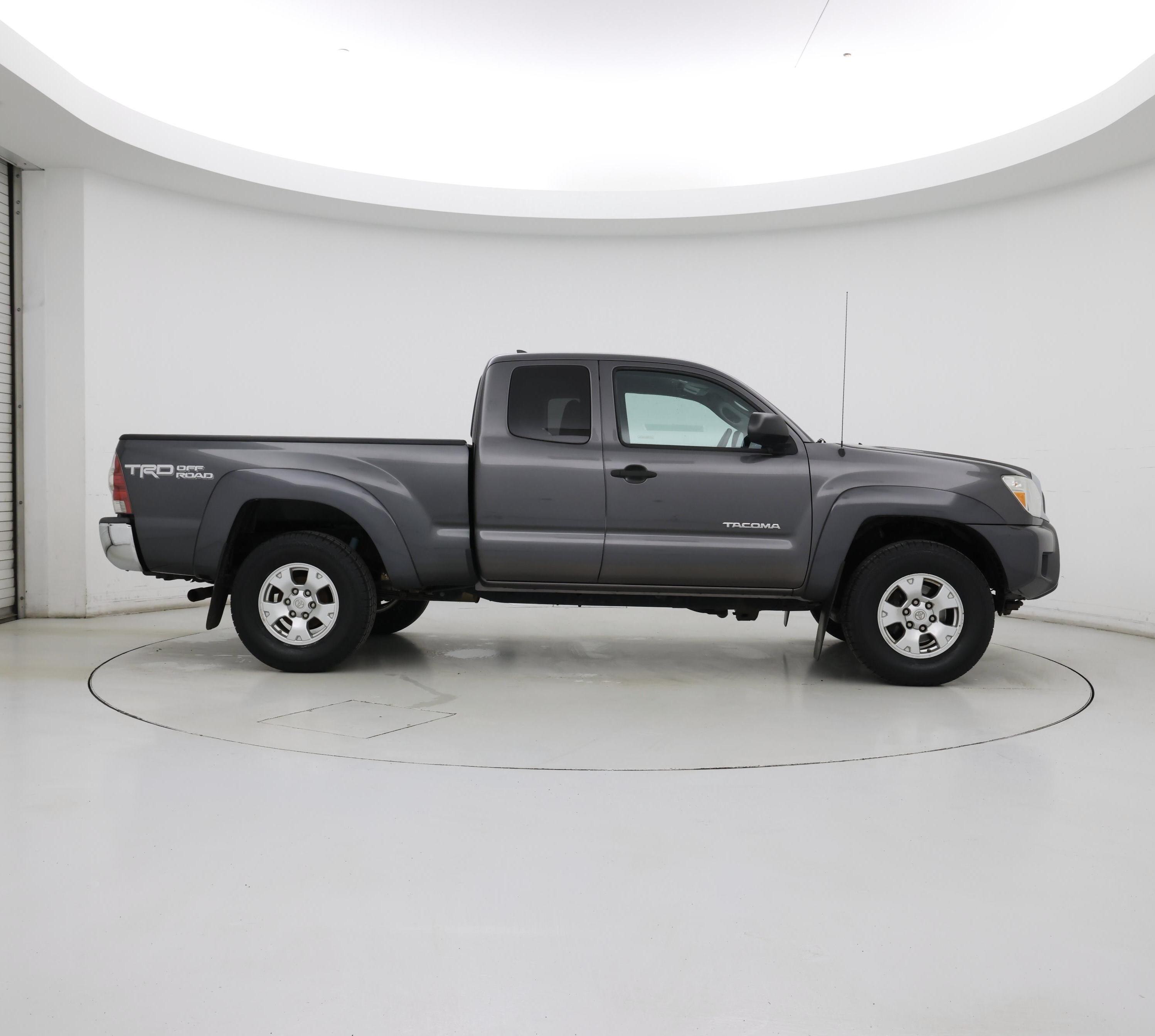 Thumbnail: 2014 Toyota Tacoma - 7