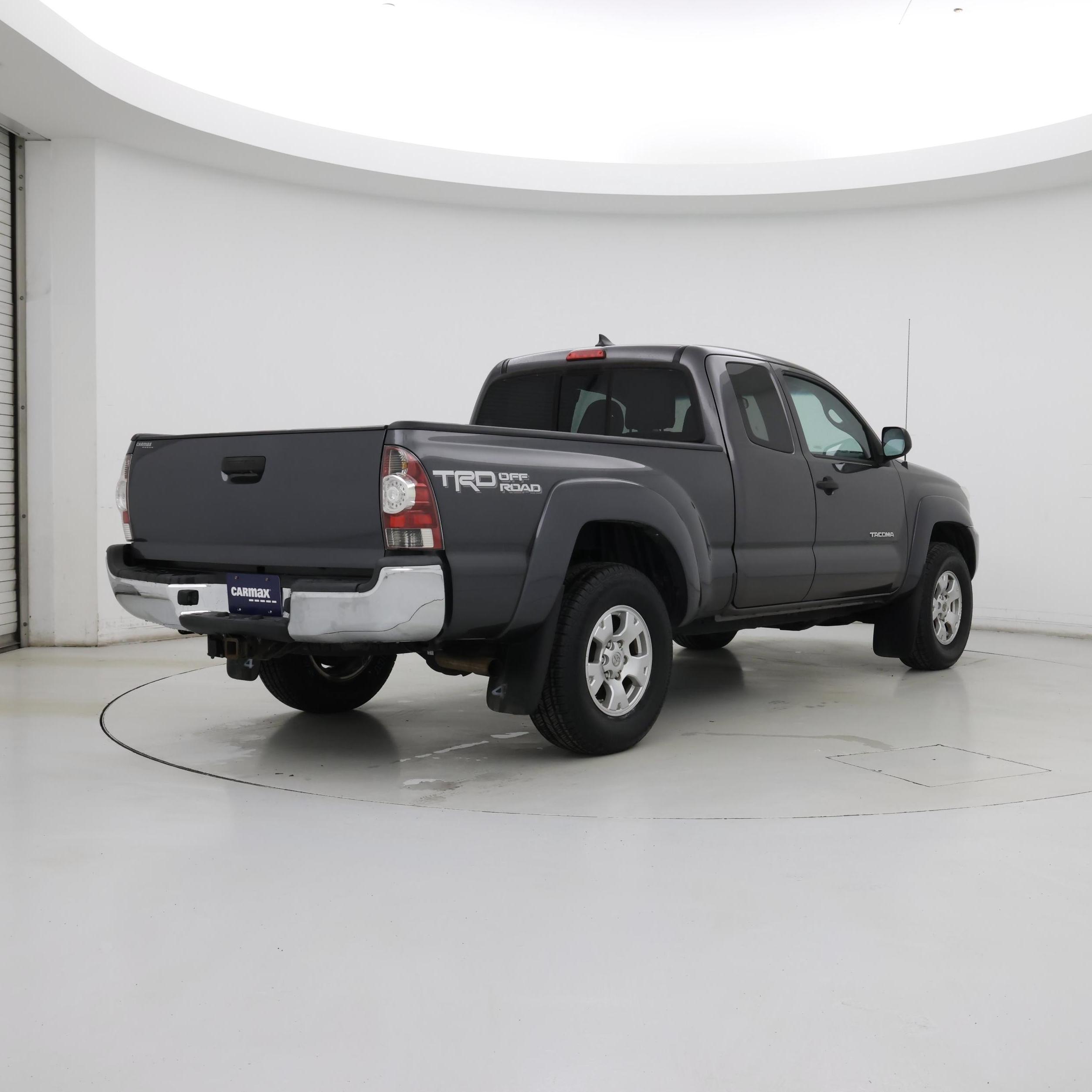 Thumbnail: 2014 Toyota Tacoma - 8