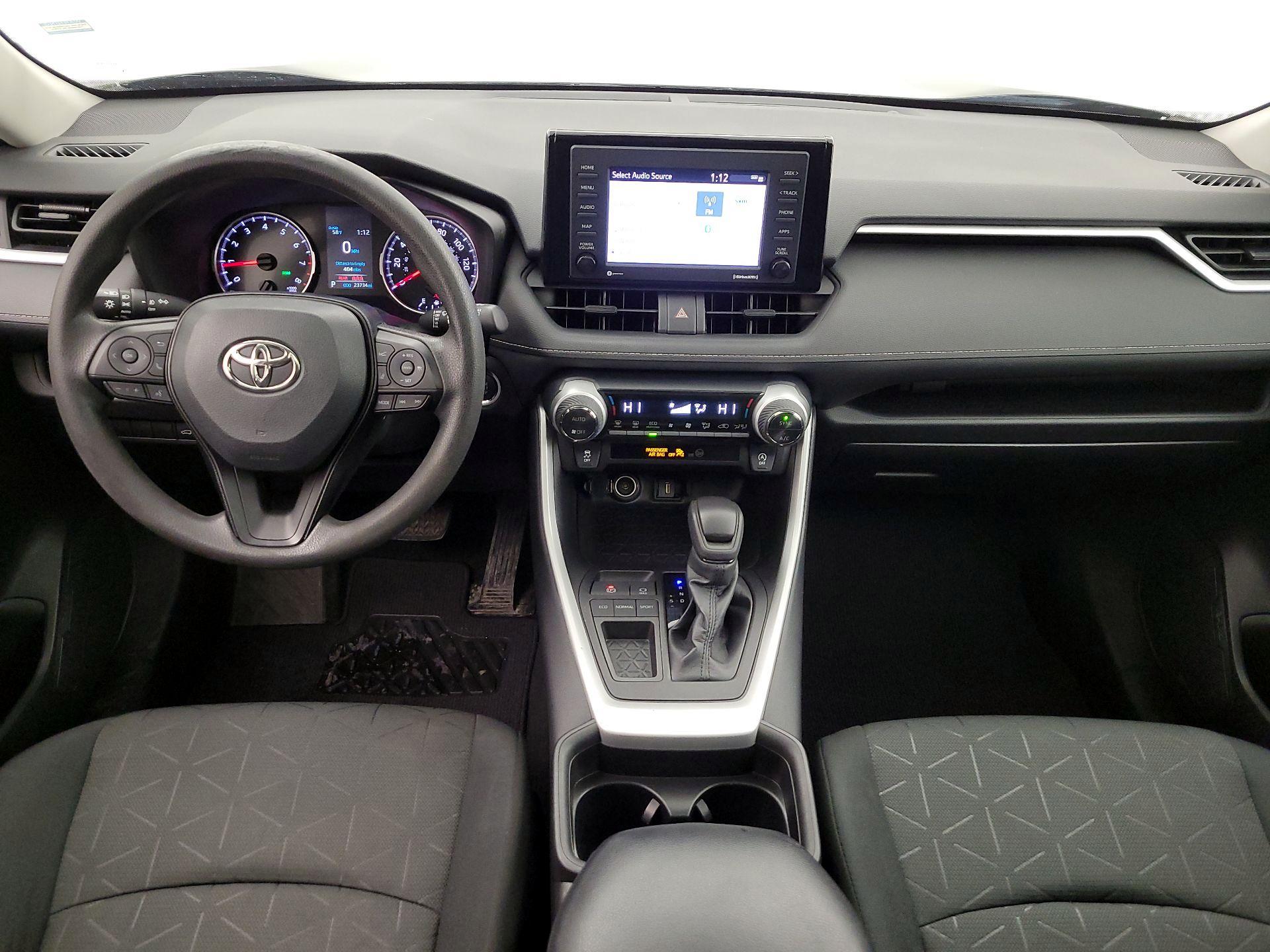 Thumbnail: 2021 Toyota RAV4 - 9