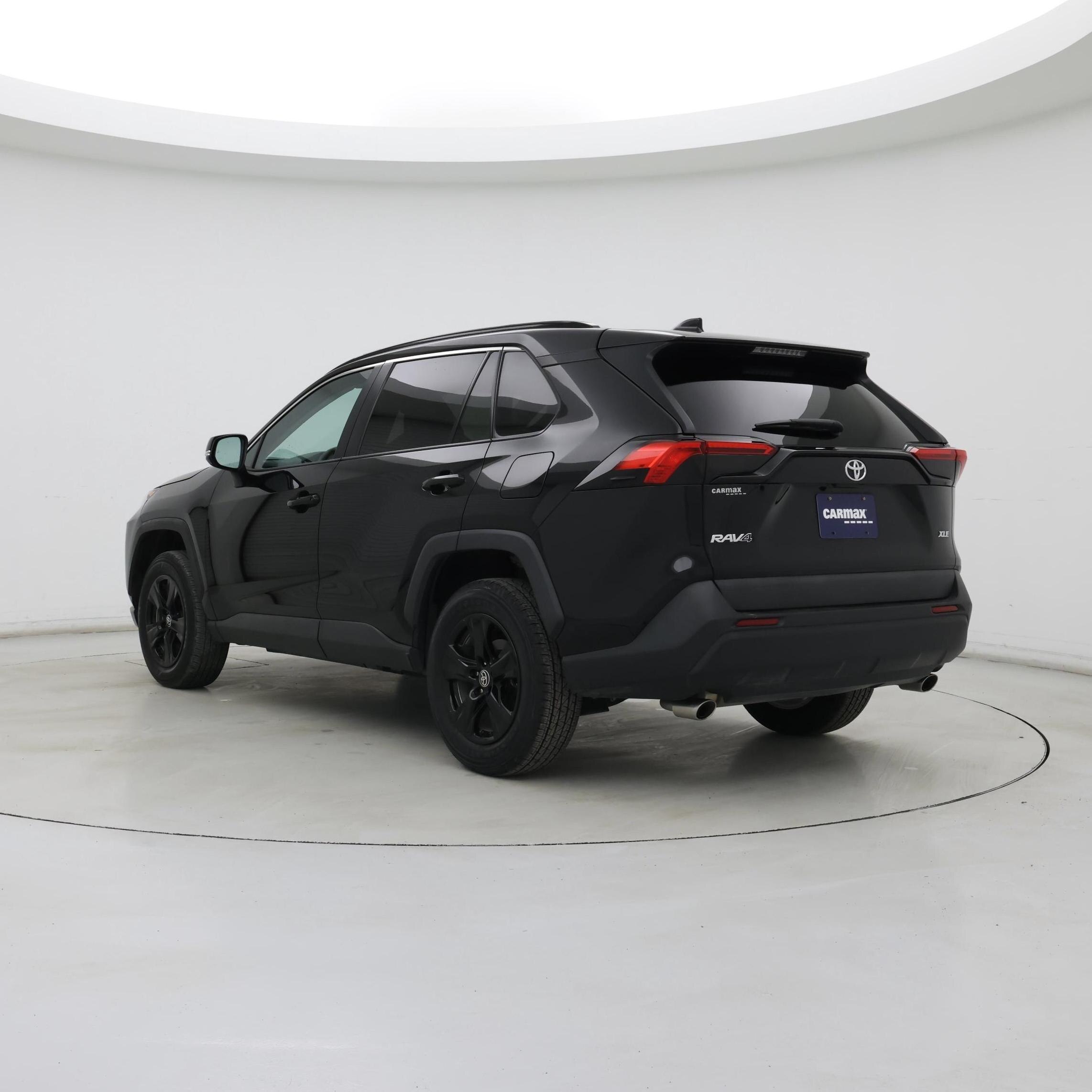 Thumbnail: 2021 Toyota RAV4 - 2