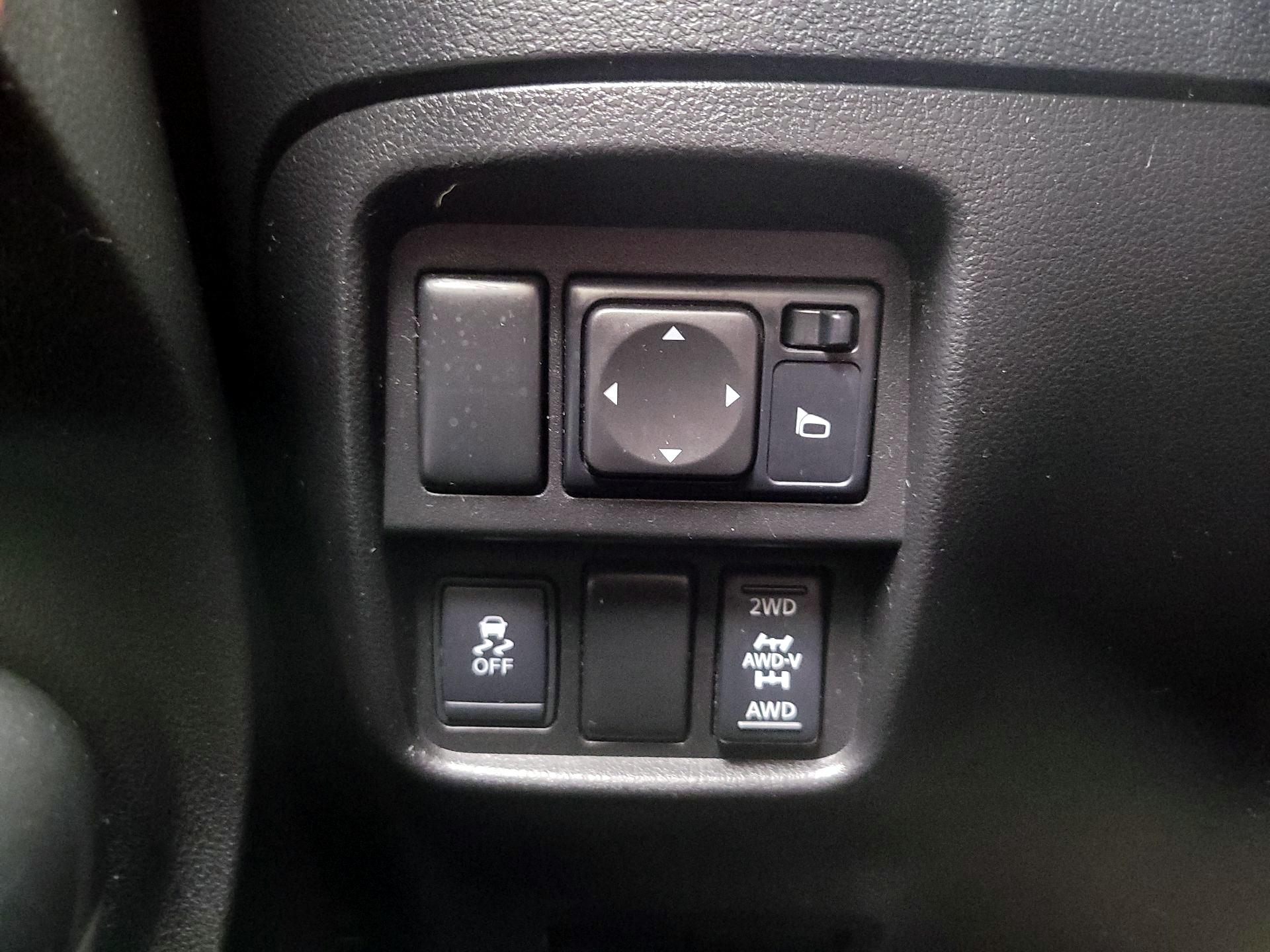 Thumbnail: 2016 Nissan Juke - 13