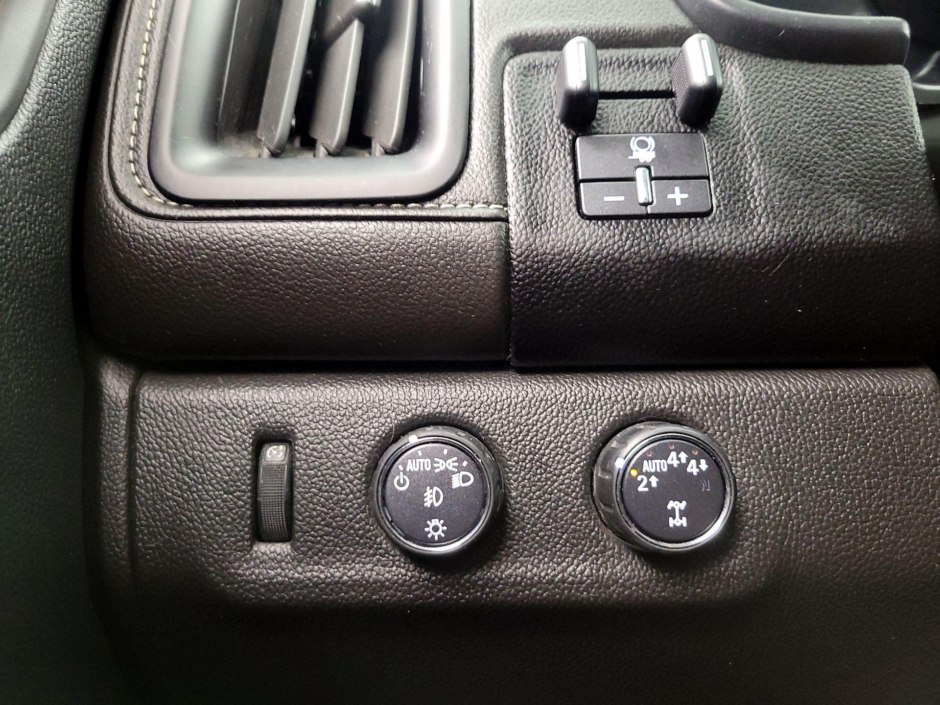 Thumbnail: 2019 GMC Canyon - 13