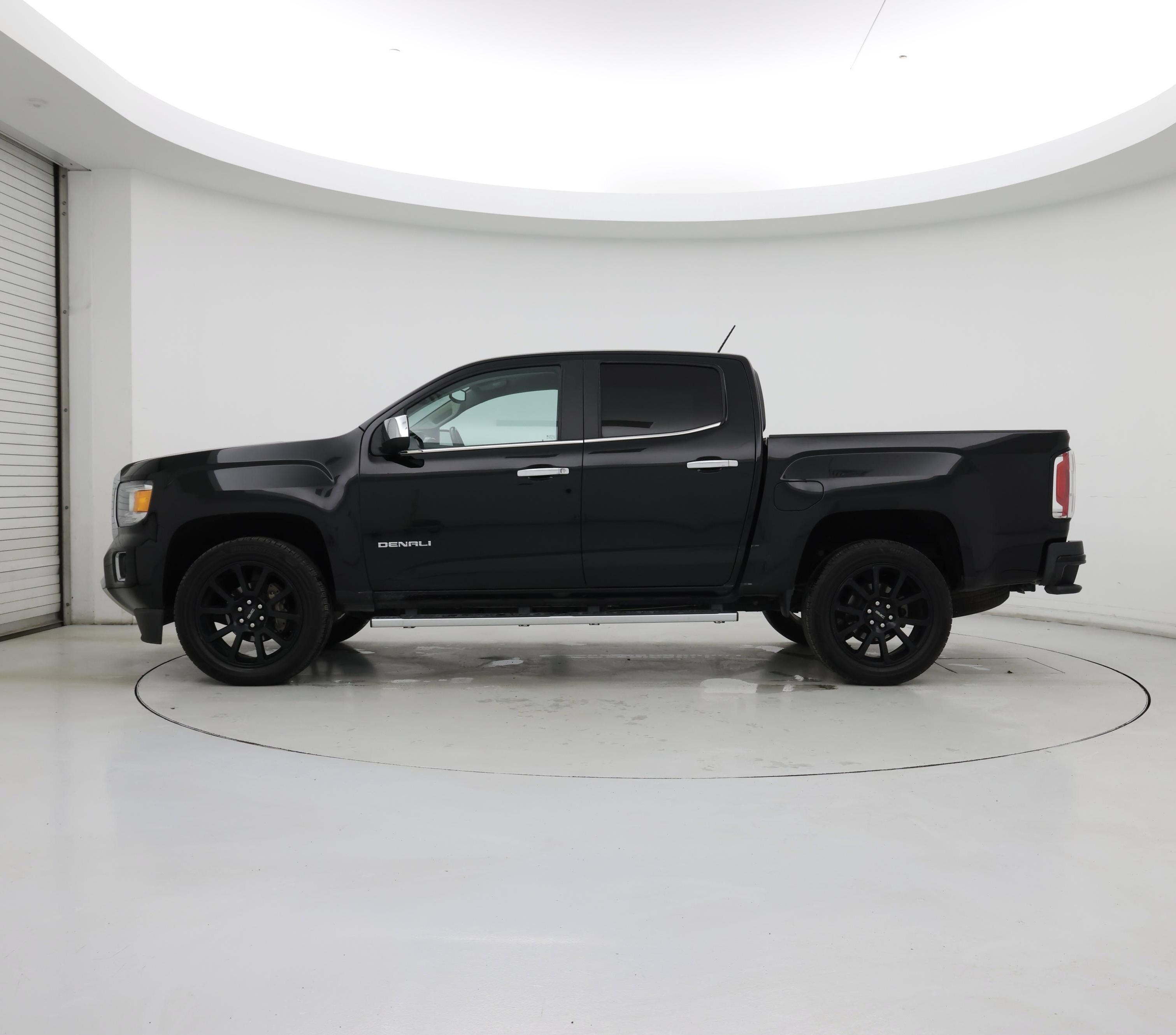 Thumbnail: 2019 GMC Canyon - 3