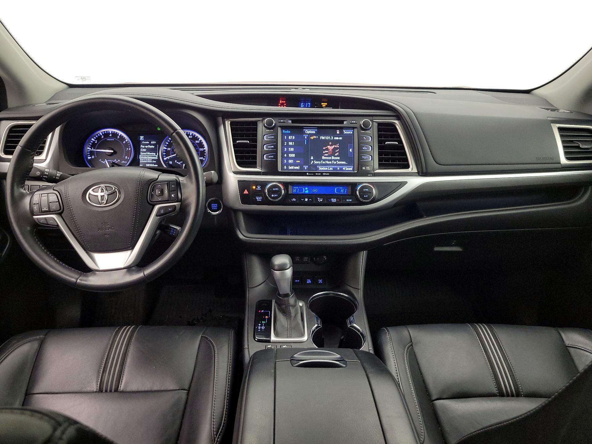 Thumbnail: 2018 Toyota Highlander - 9