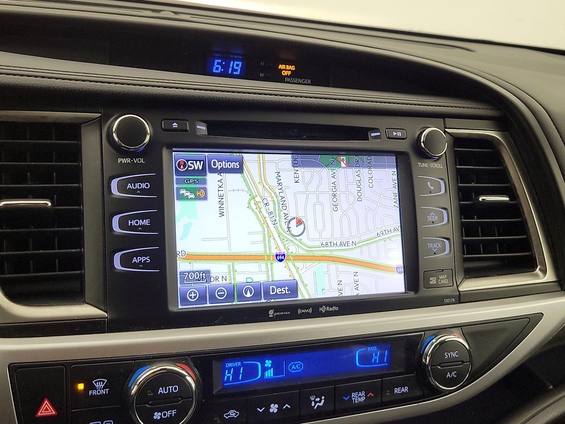 Thumbnail: 2018 Toyota Highlander - 14