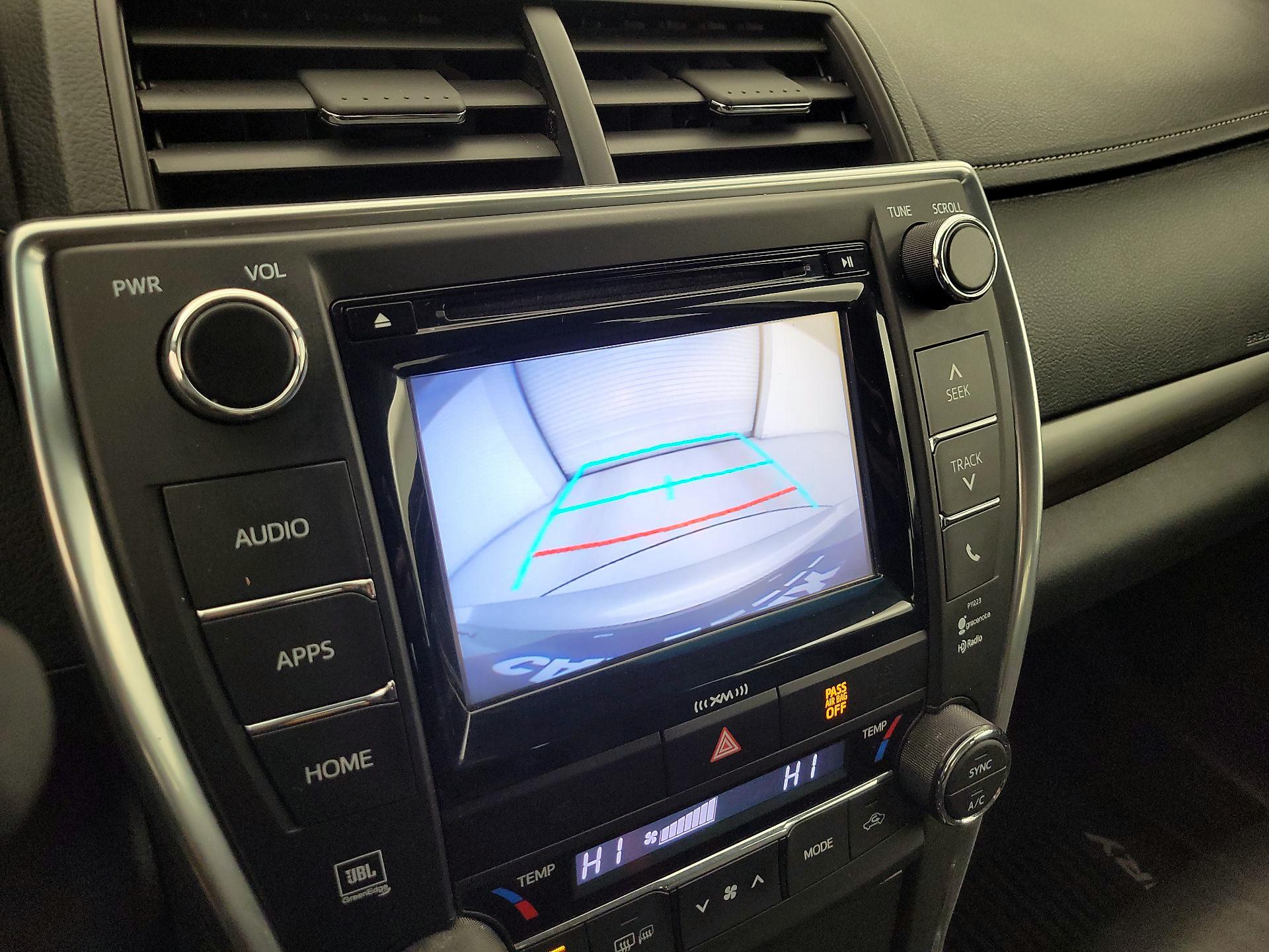 Thumbnail: 2017 Toyota Camry - 14