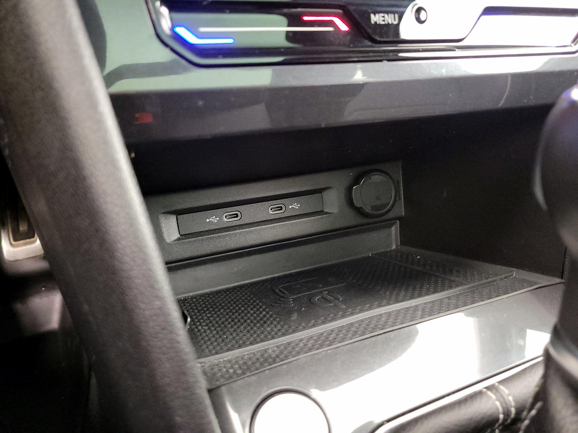 Thumbnail: 2023 Volkswagen Tiguan - 19