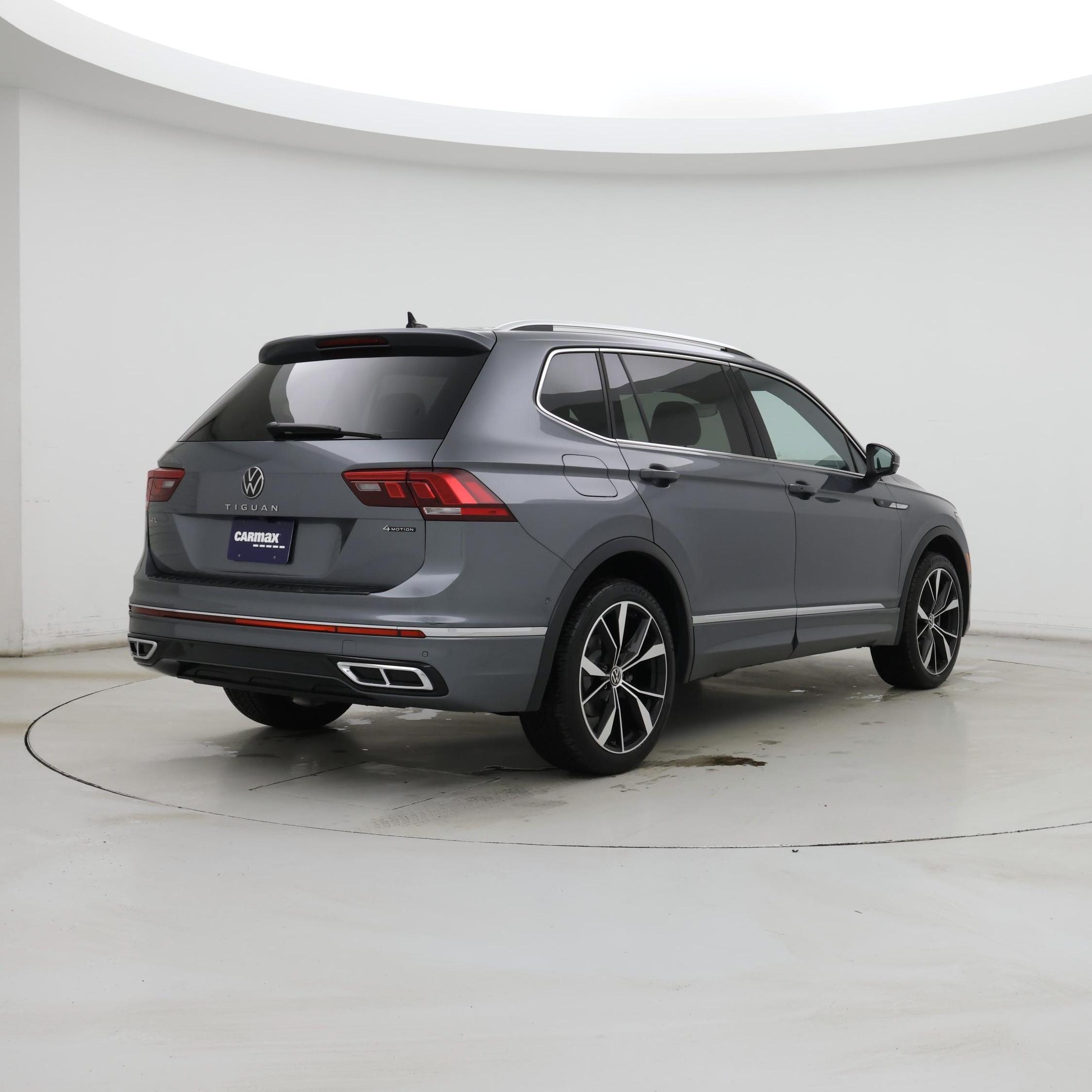 Thumbnail: 2023 Volkswagen Tiguan - 8