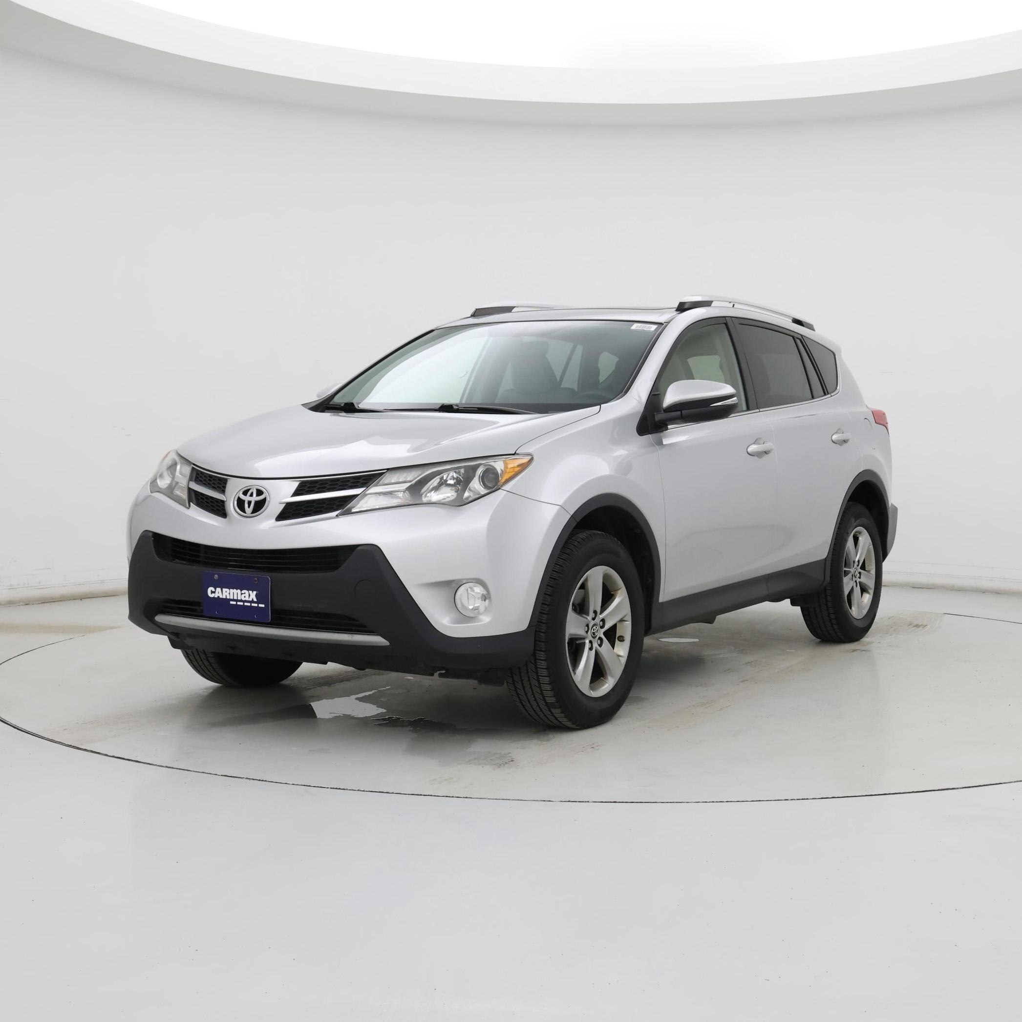 Thumbnail: 2015 Toyota RAV4 - 4