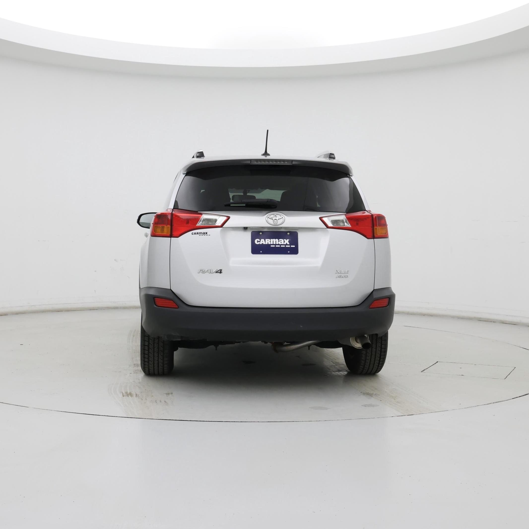 Thumbnail: 2015 Toyota RAV4 - 6
