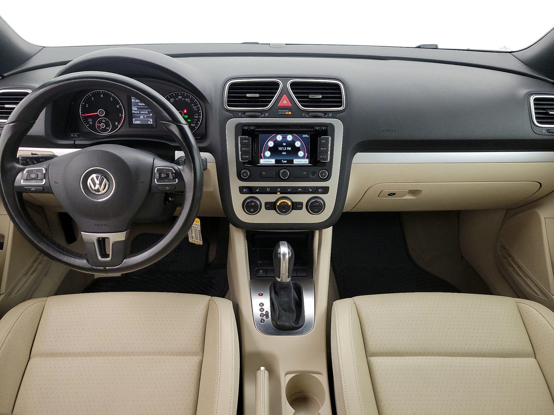 Thumbnail: 2015 Volkswagen Eos - 9