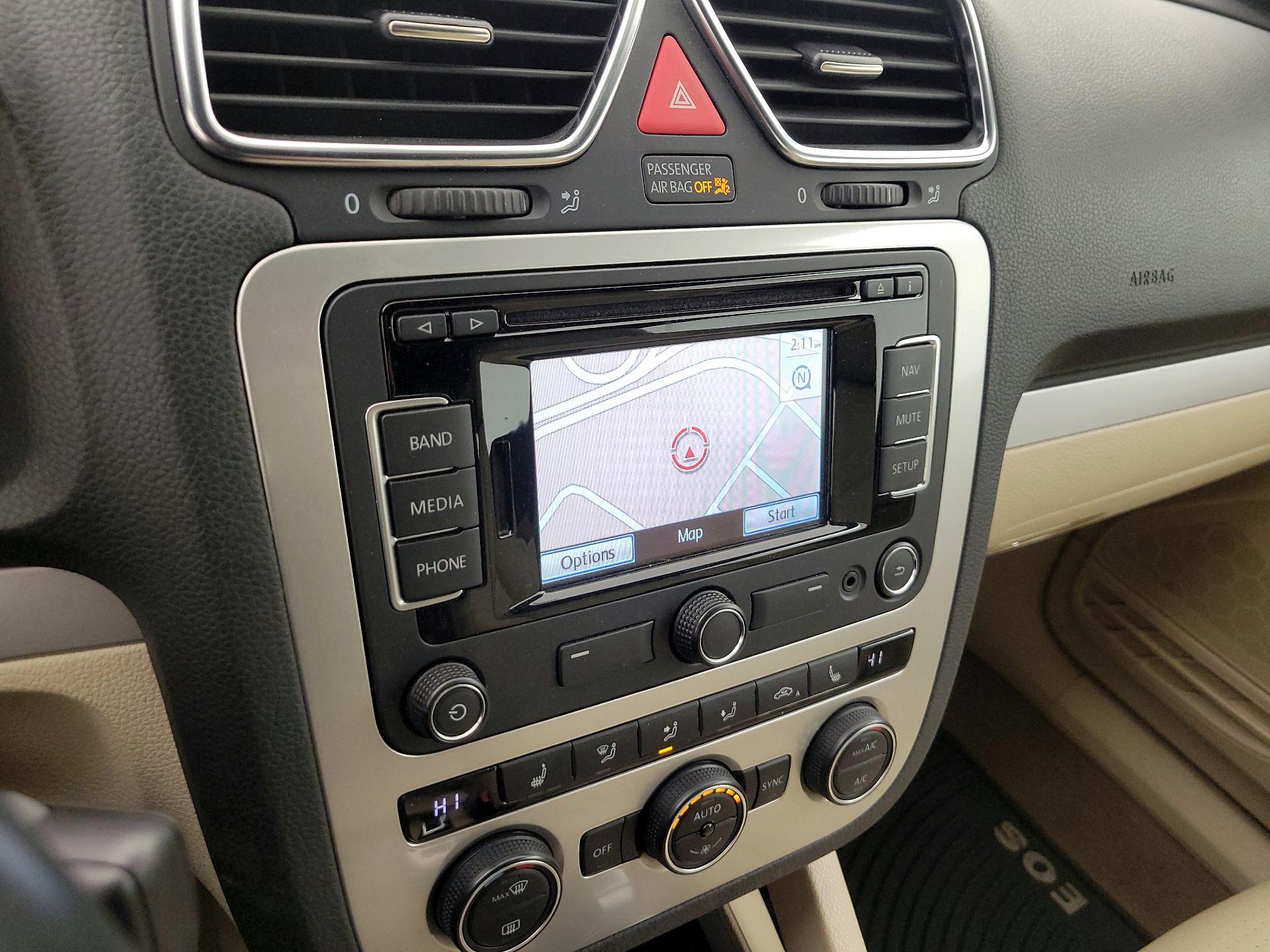 Thumbnail: 2015 Volkswagen Eos - 14