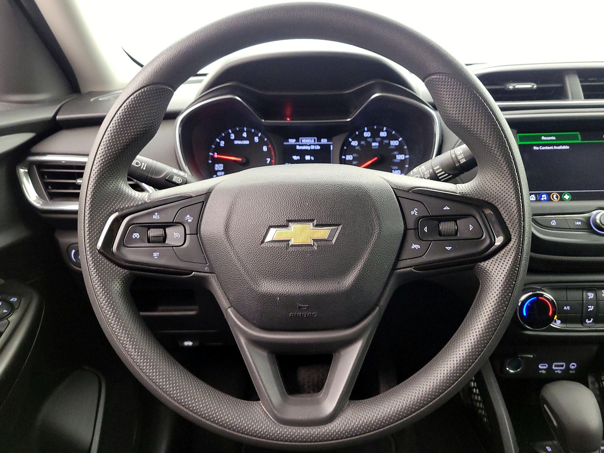 Thumbnail: 2022 Chevrolet TrailBlazer - 10